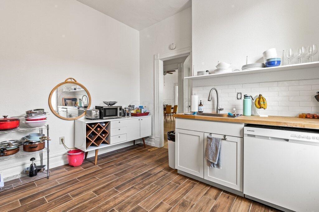 1570 E Long Street, 1572 Property Photo 16