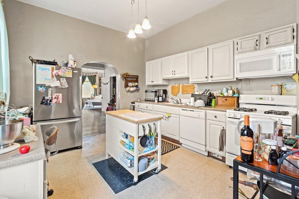1570 E Long Street, 1572 Property Photo 25