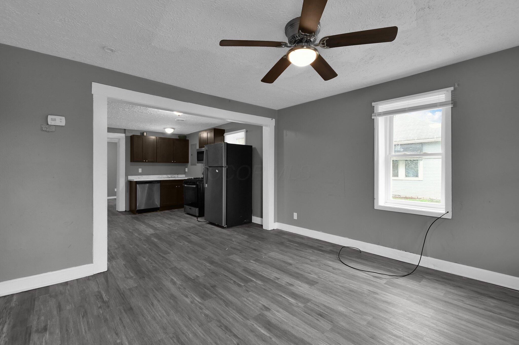 820 Poplar Street, 820/822 Property Photo 3