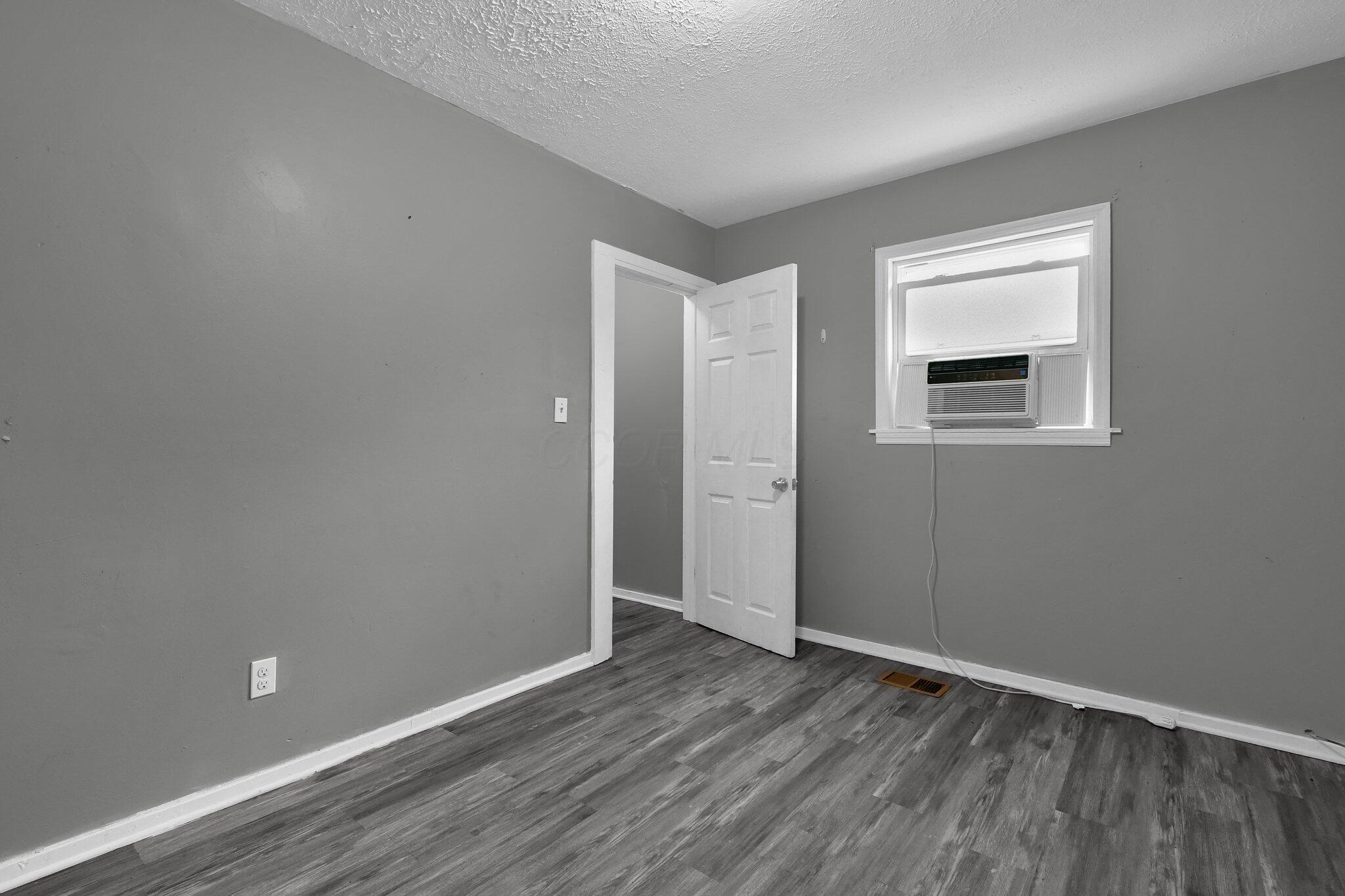 820 Poplar Street, 820/822 Property Photo 12