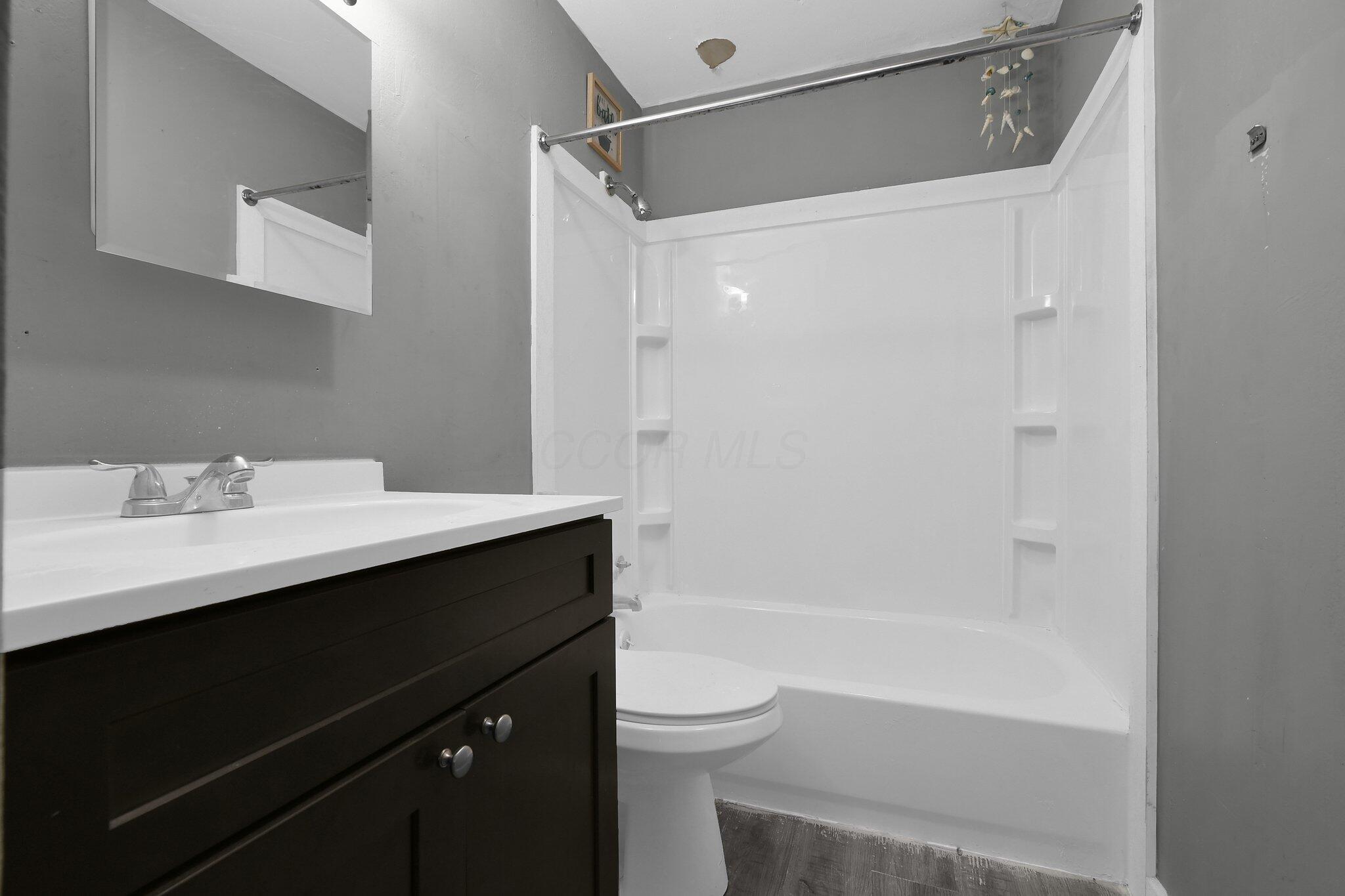 820 Poplar Street, 820/822 Property Photo 16