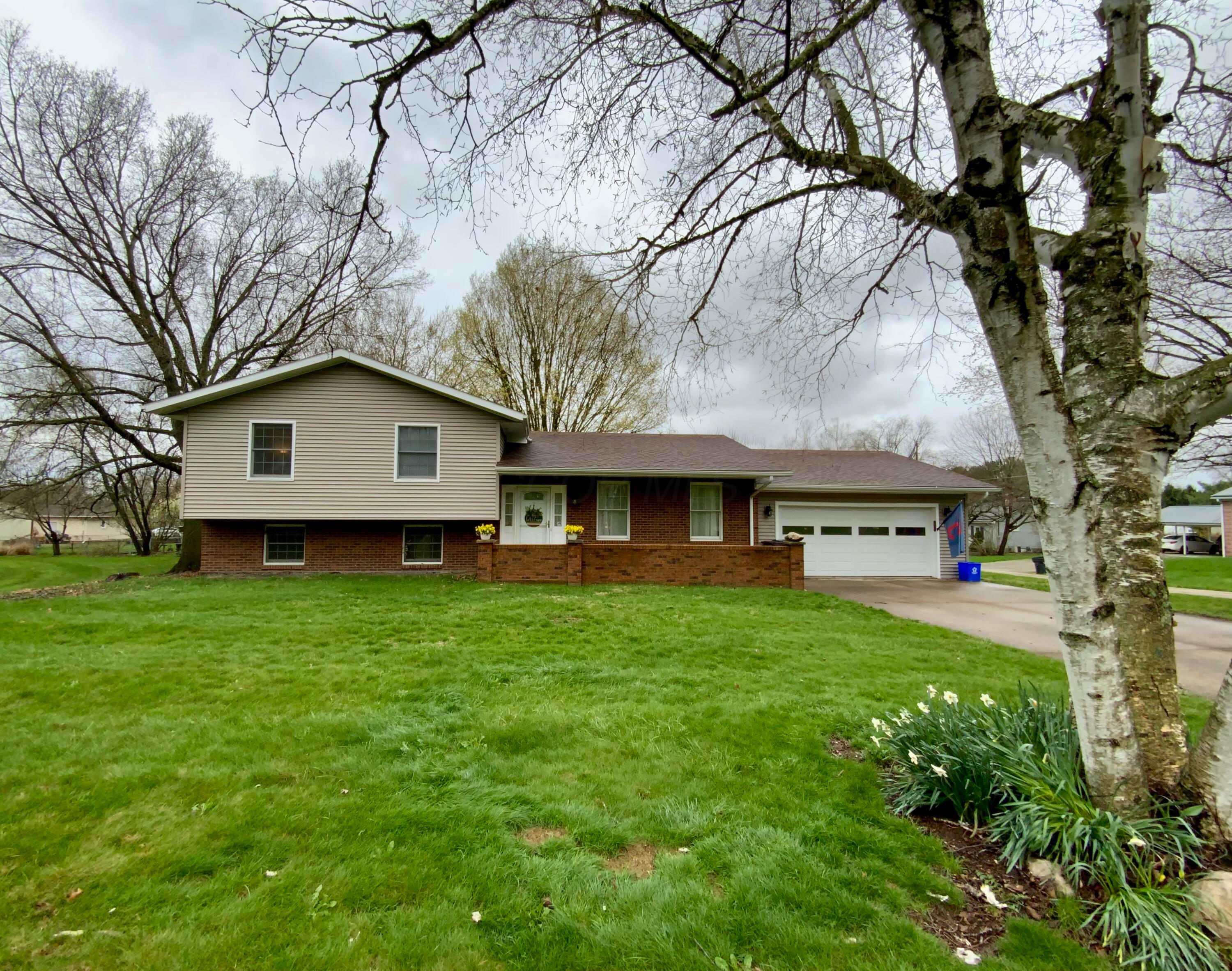 22 Seneca Avenue Property Photo