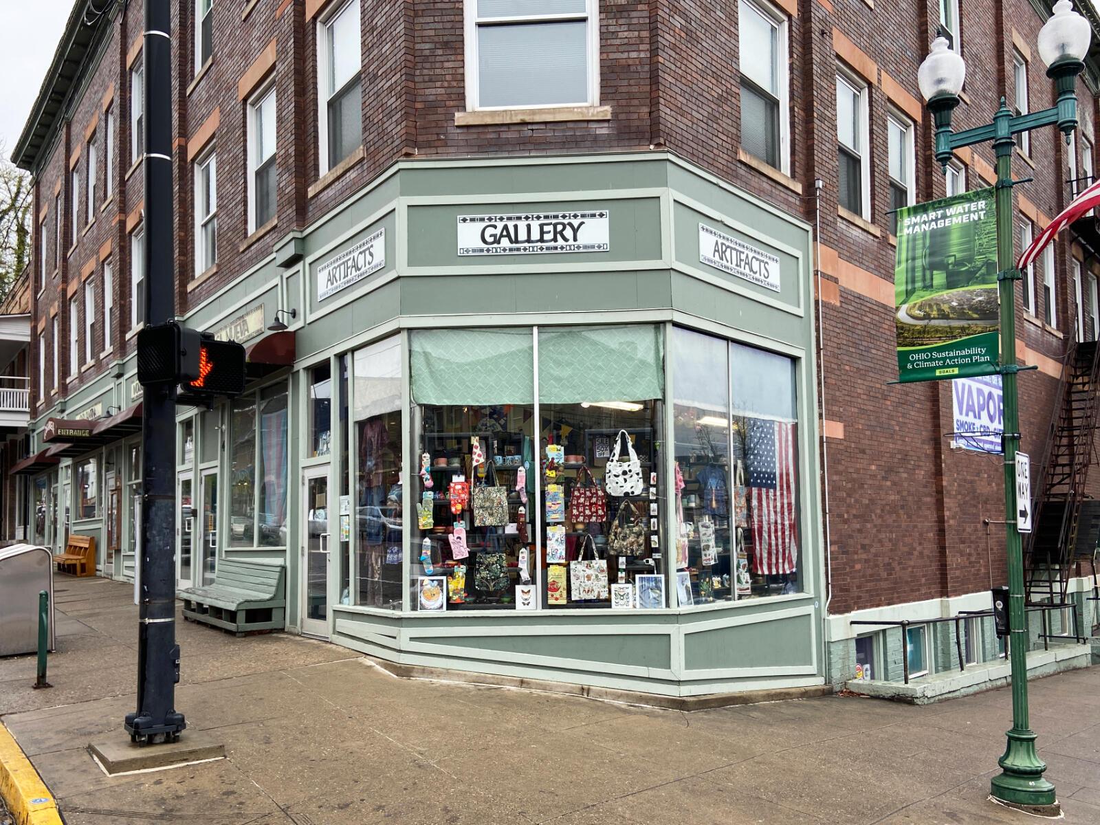 2 W State Street Property Photo