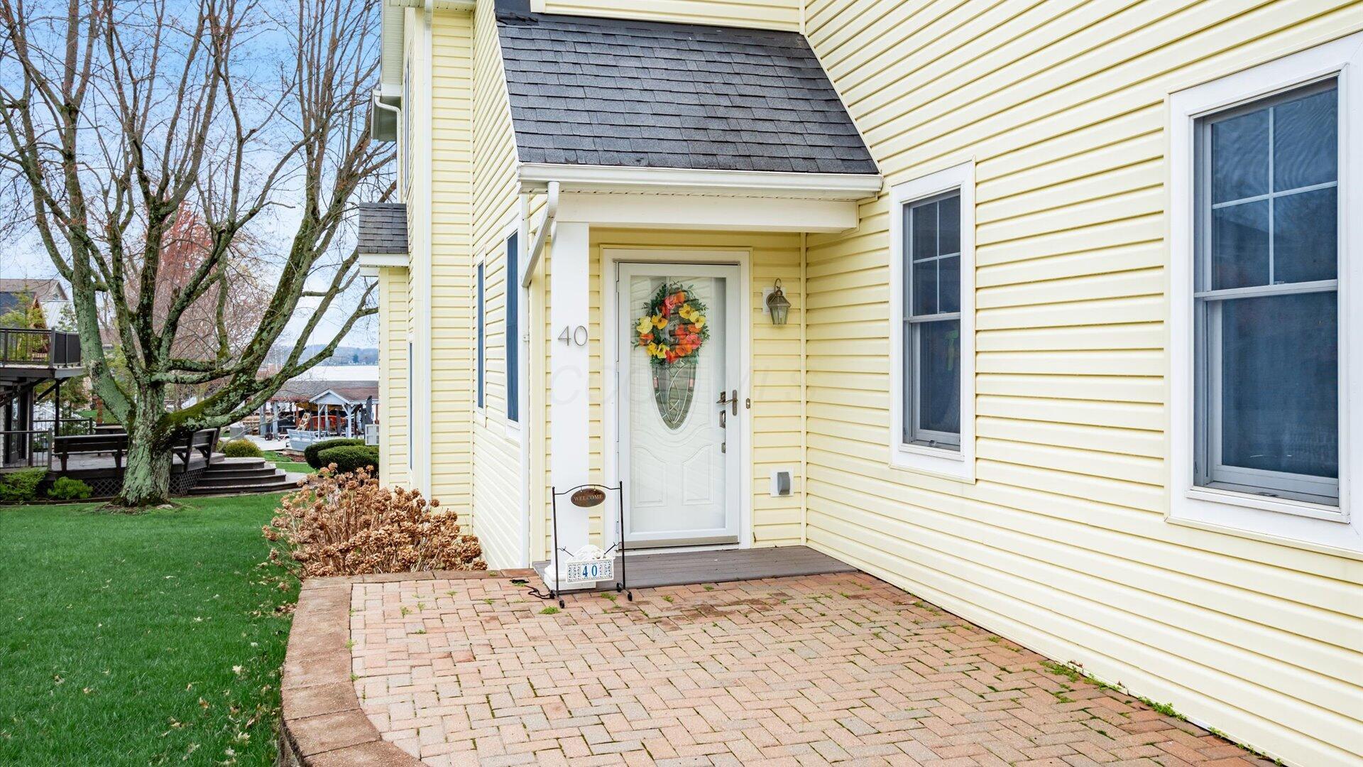 40 Beacon Light Lane Property Photo 8