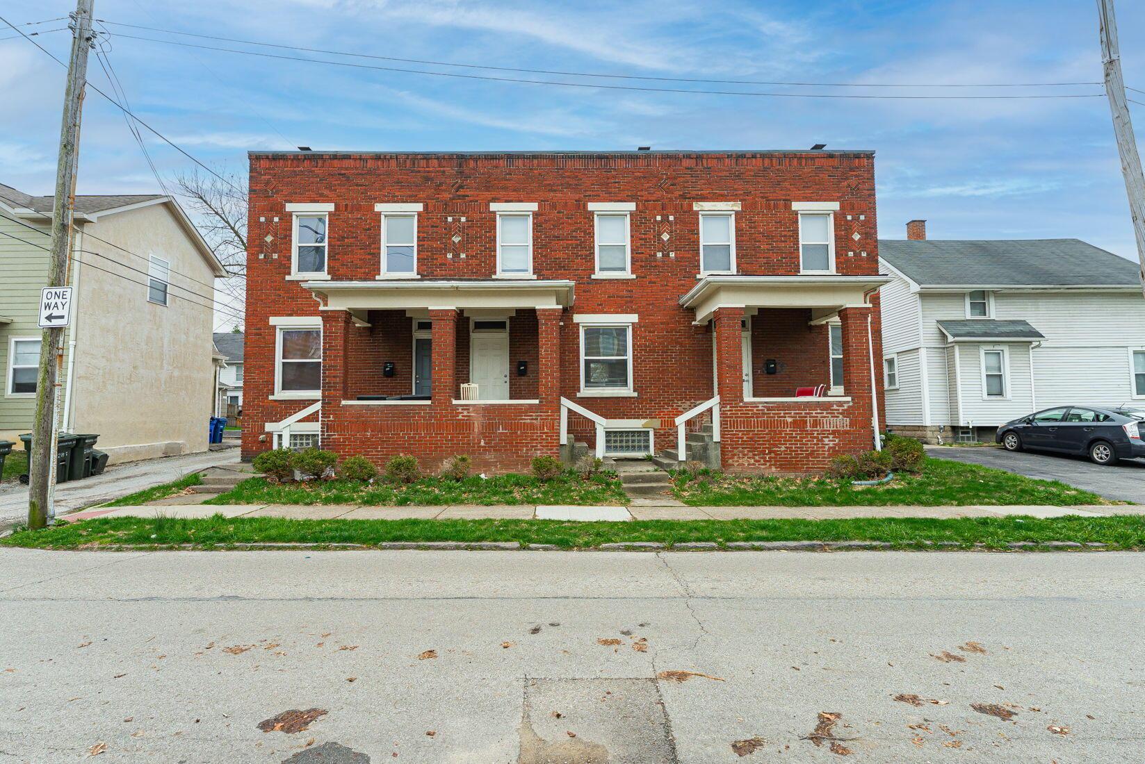261 E Northwood Avenue, 40 Property Photo 2