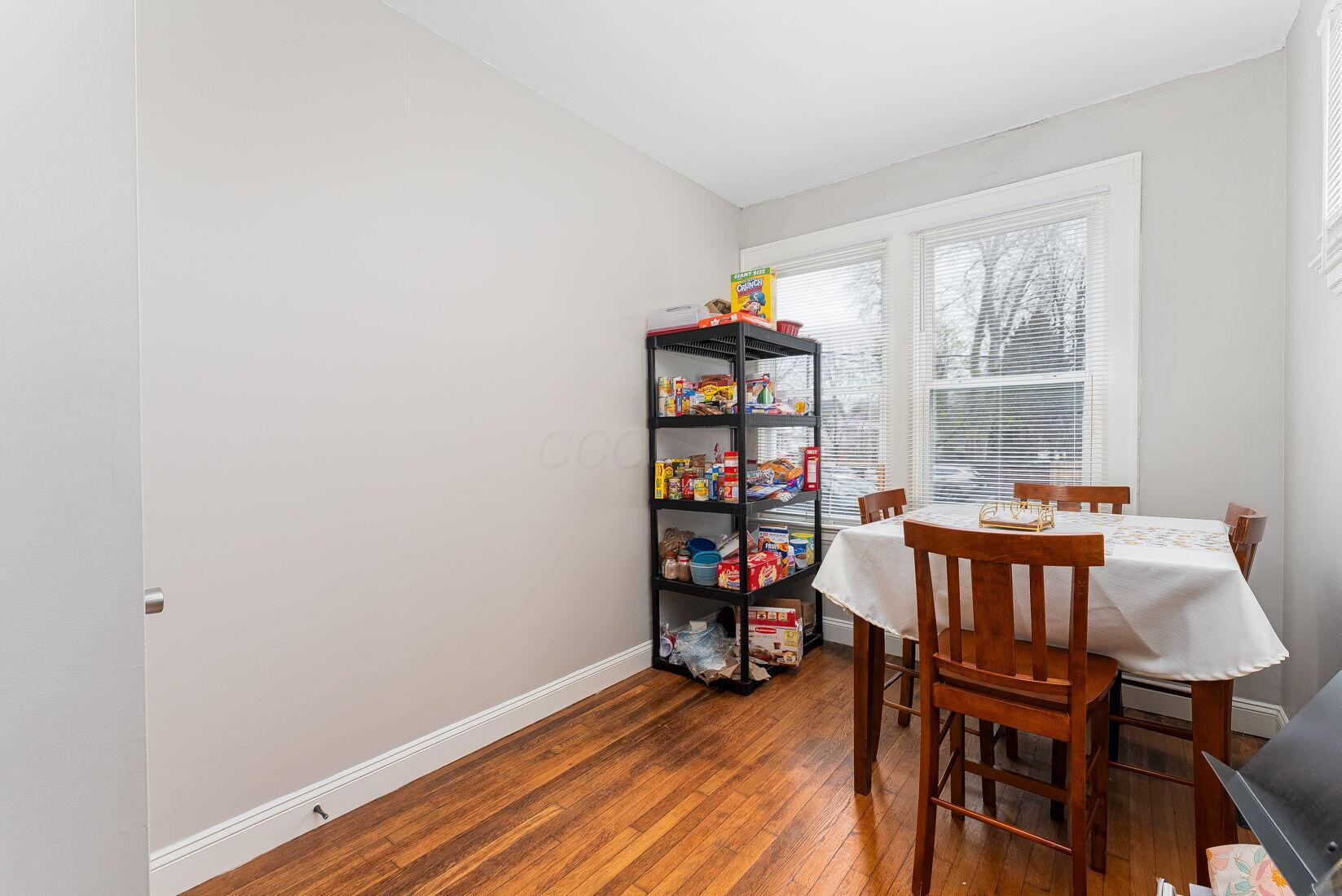 261 E Northwood Avenue, 40 Property Photo 7