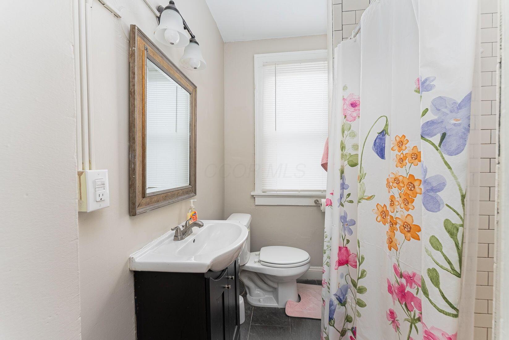 261 E Northwood Avenue, 40 Property Photo 18