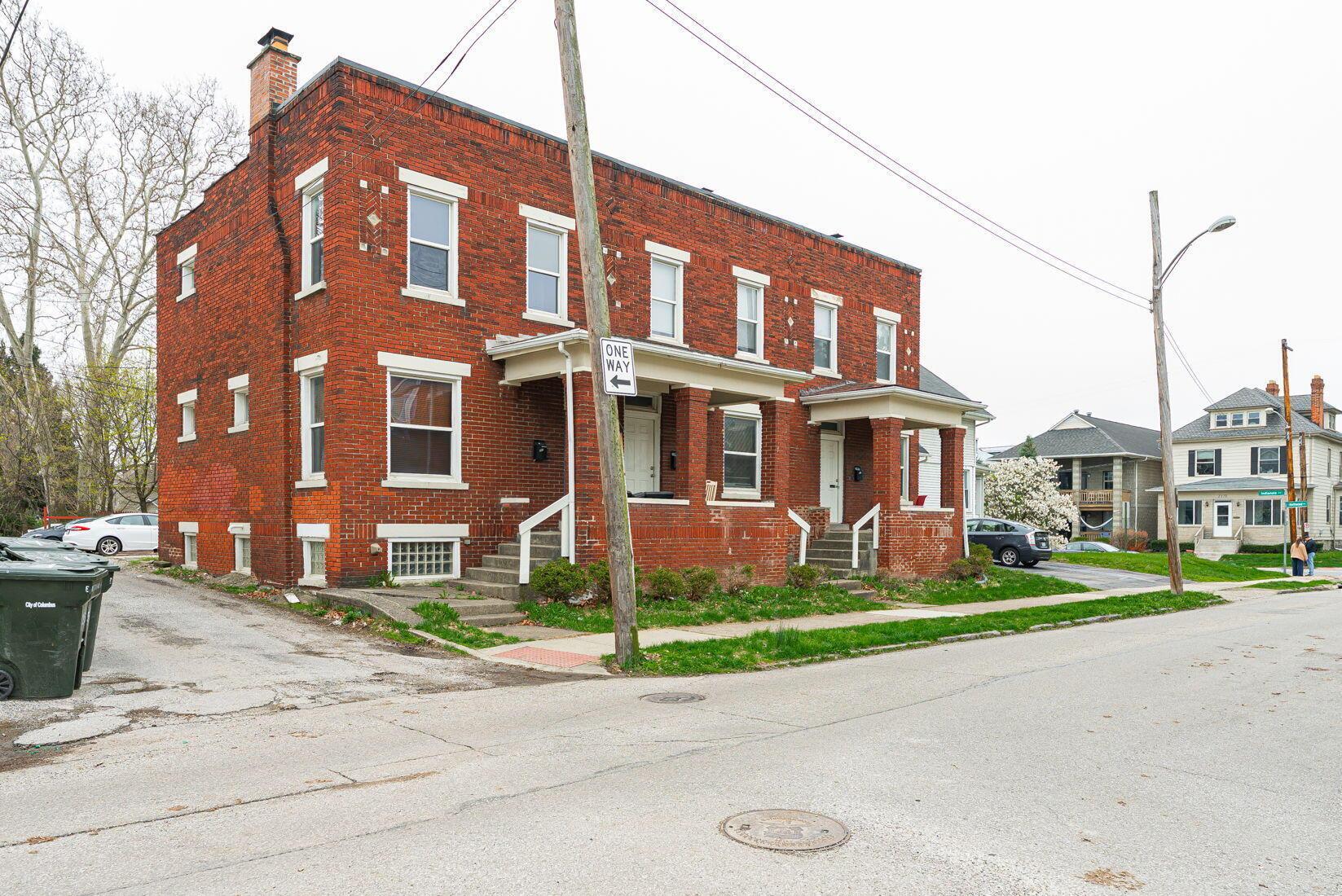 261 E Northwood Avenue, 40 Property Photo 56