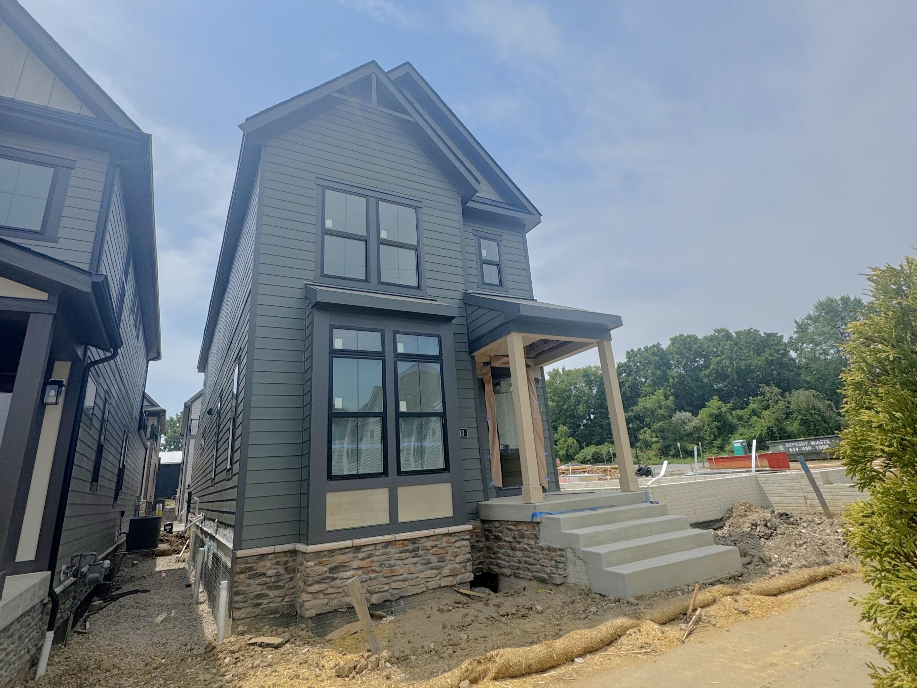 113 Encore Park Property Photo 1