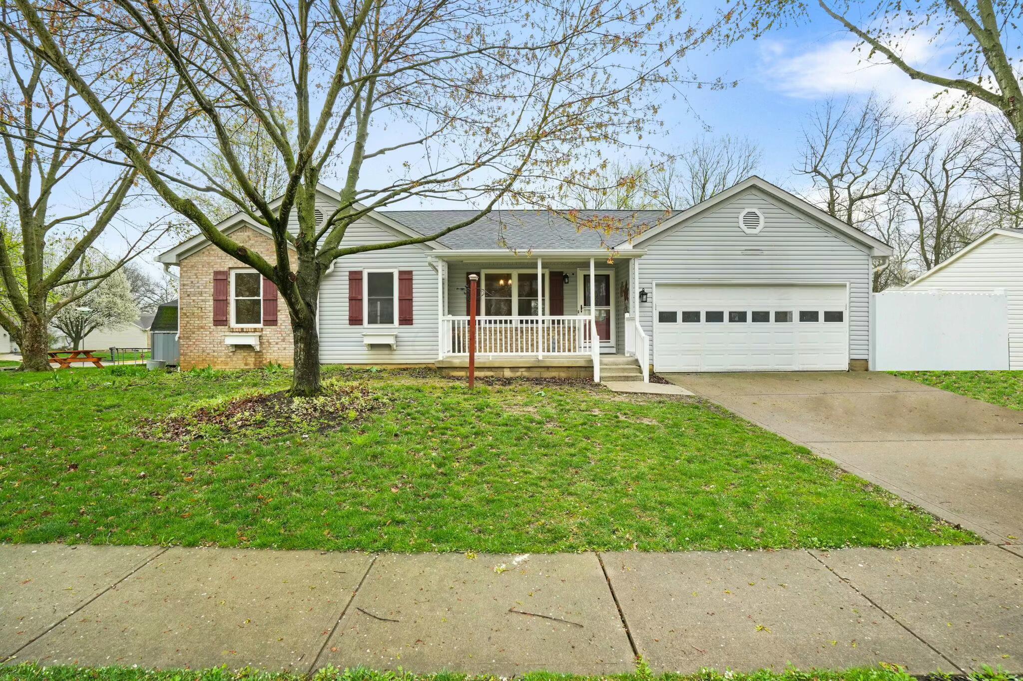 547 Monroe Drive Property Photo