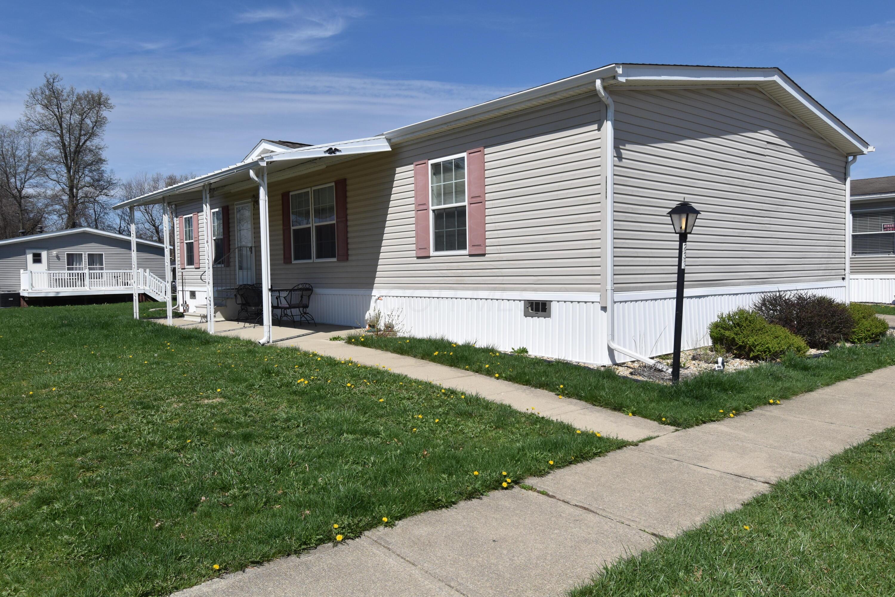 233 Rona Boulevard Property Photo 1