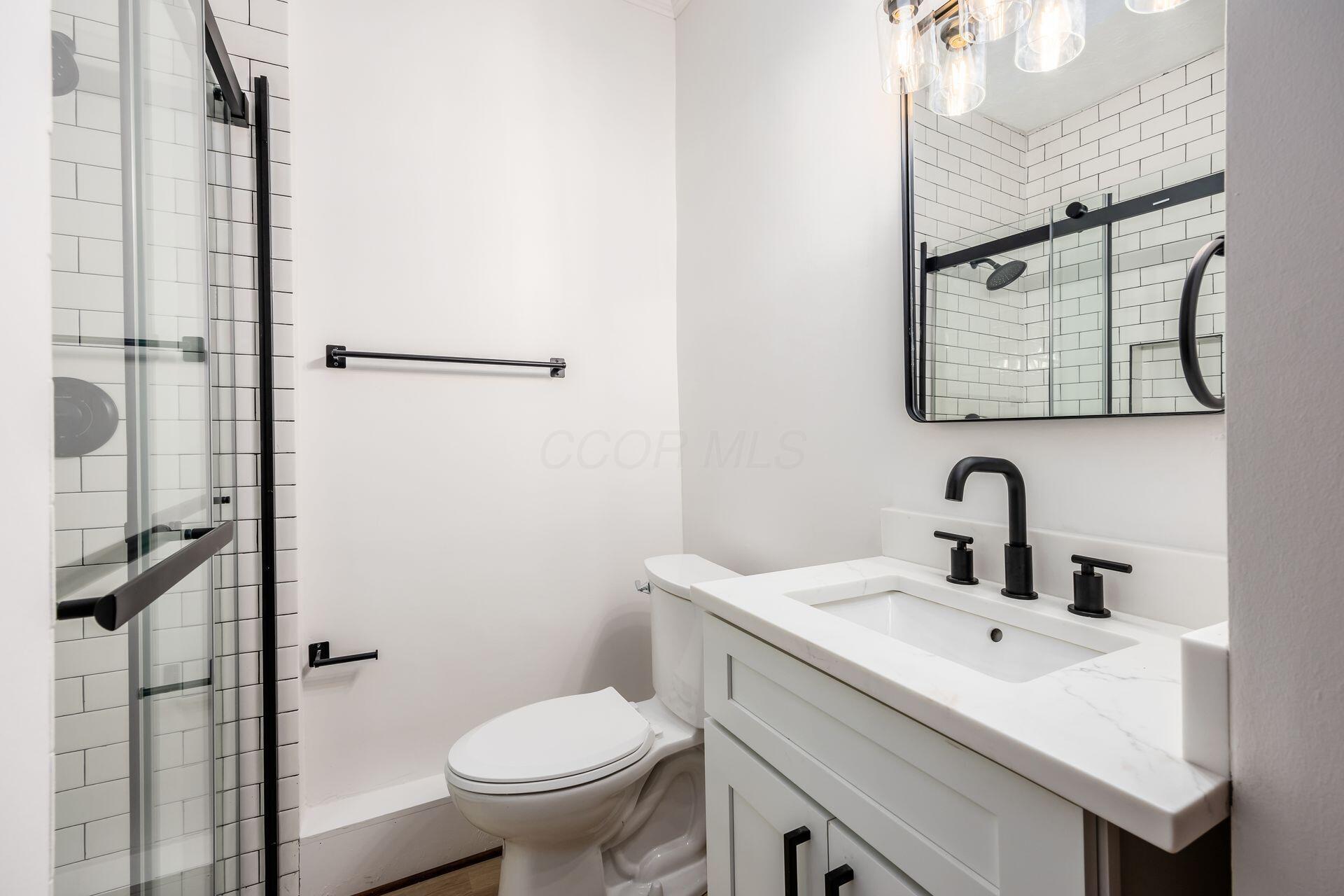 1065-1067 Franklin Avenue Property Photo 37