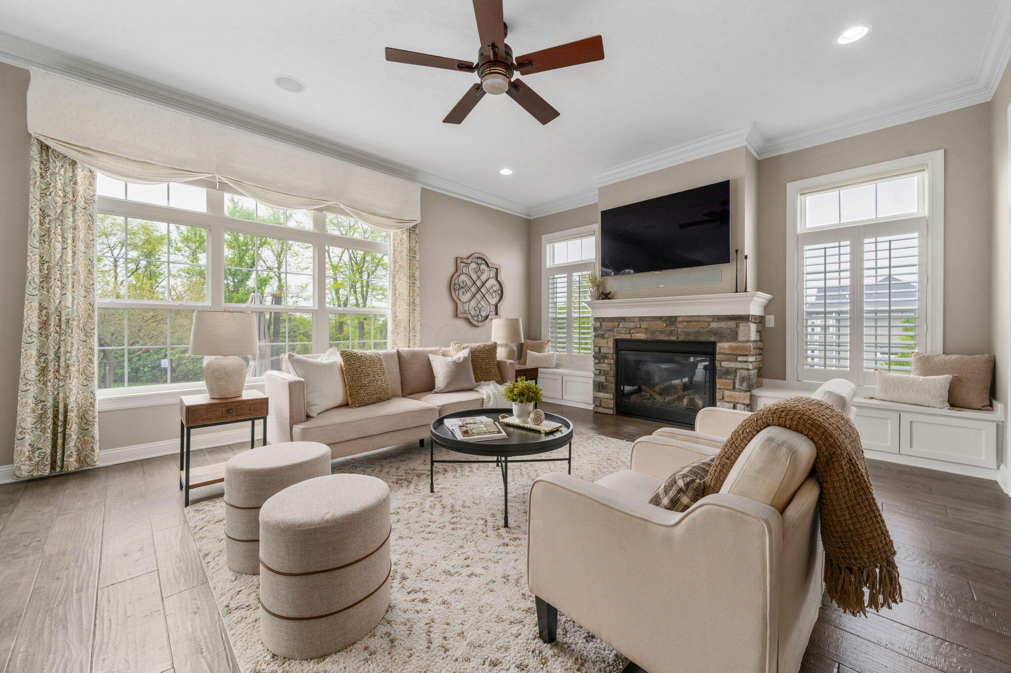 1025 Crayfish Court Property Photo 1