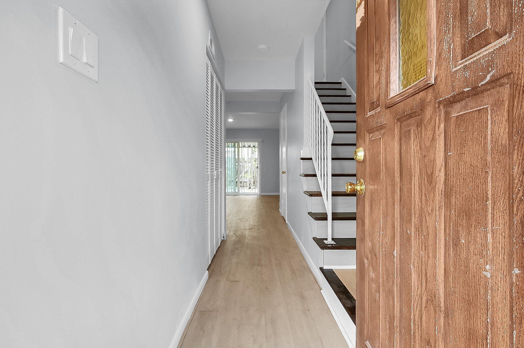 2370 S Woodbrook Circle, c Property Image