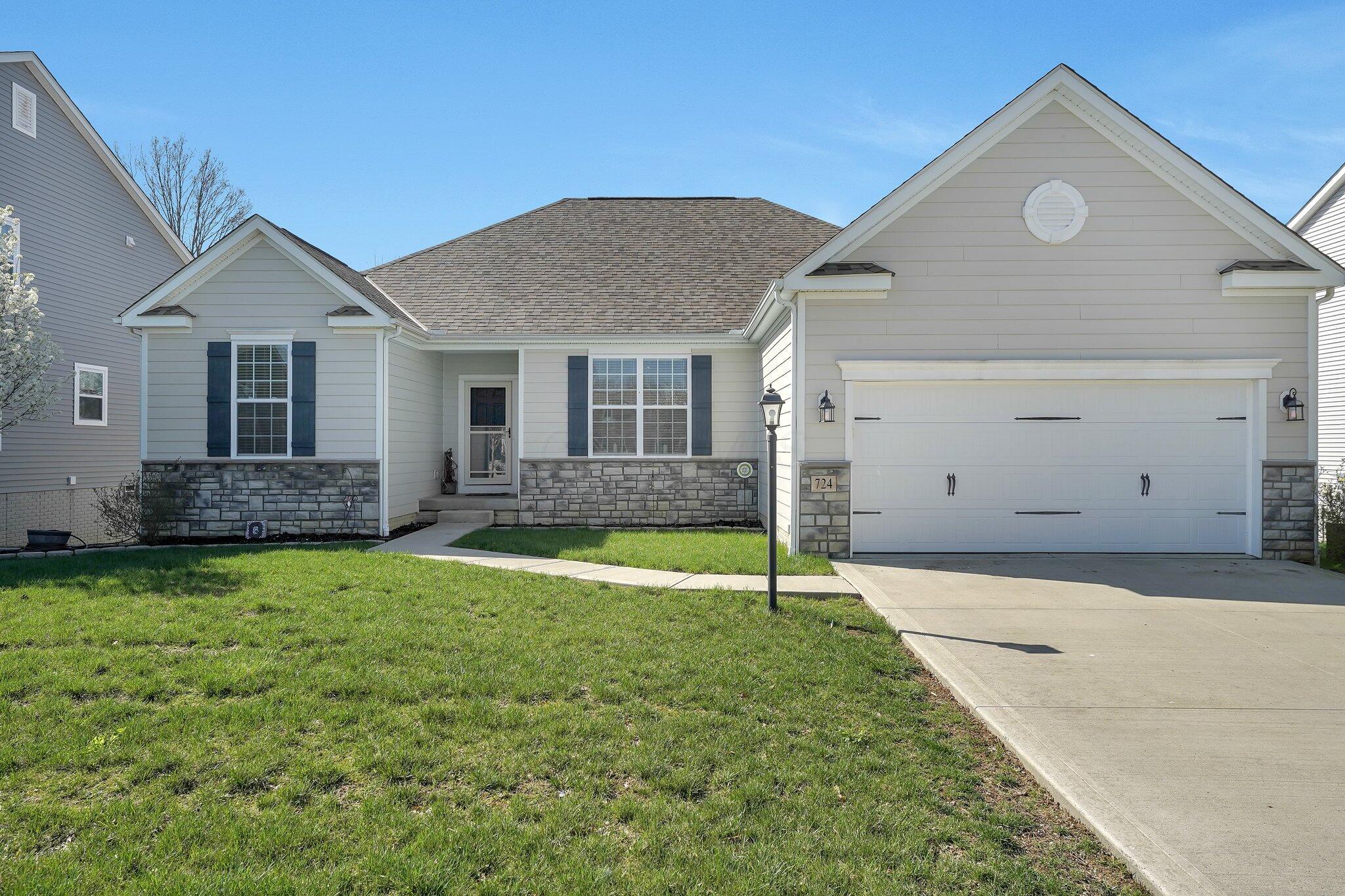 724 Salisbury Street Property Photo 1