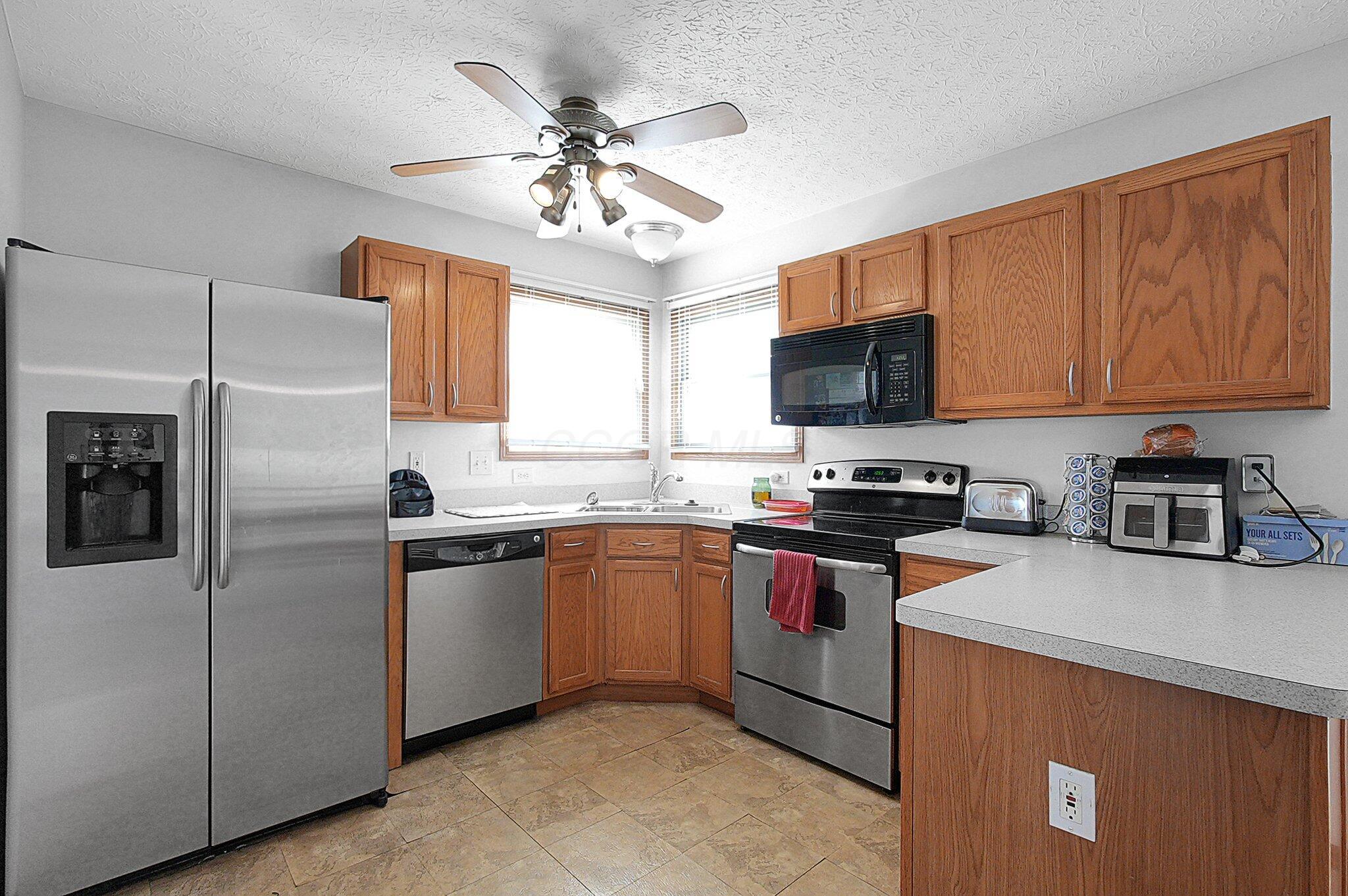 7437 Tyler Henry Court Property Photo 5