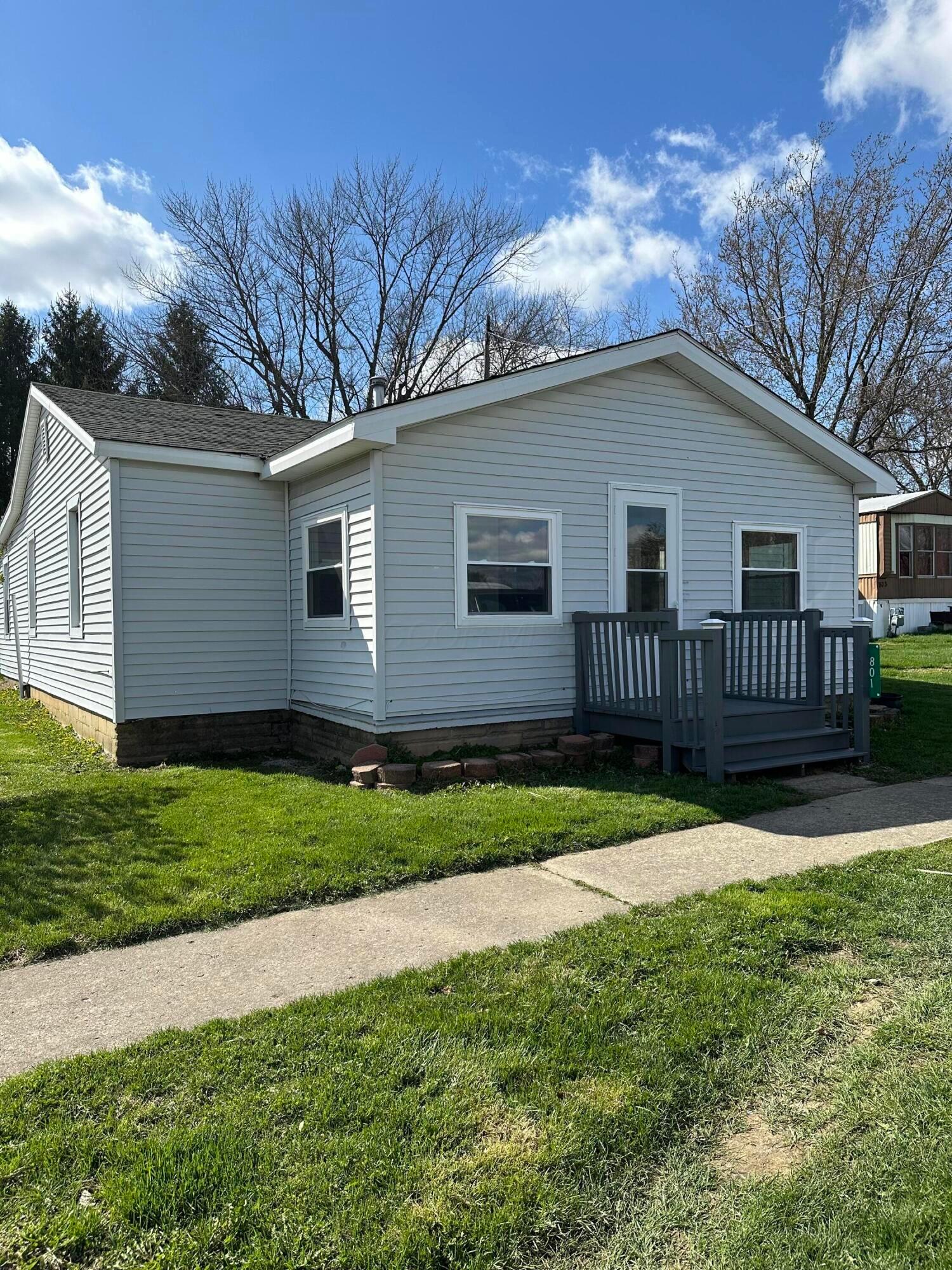 801 N Mcconnell Street Property Photo