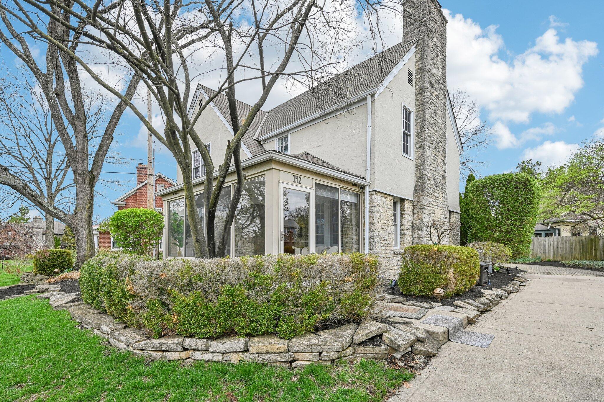 142 Montrose Way Property Photo