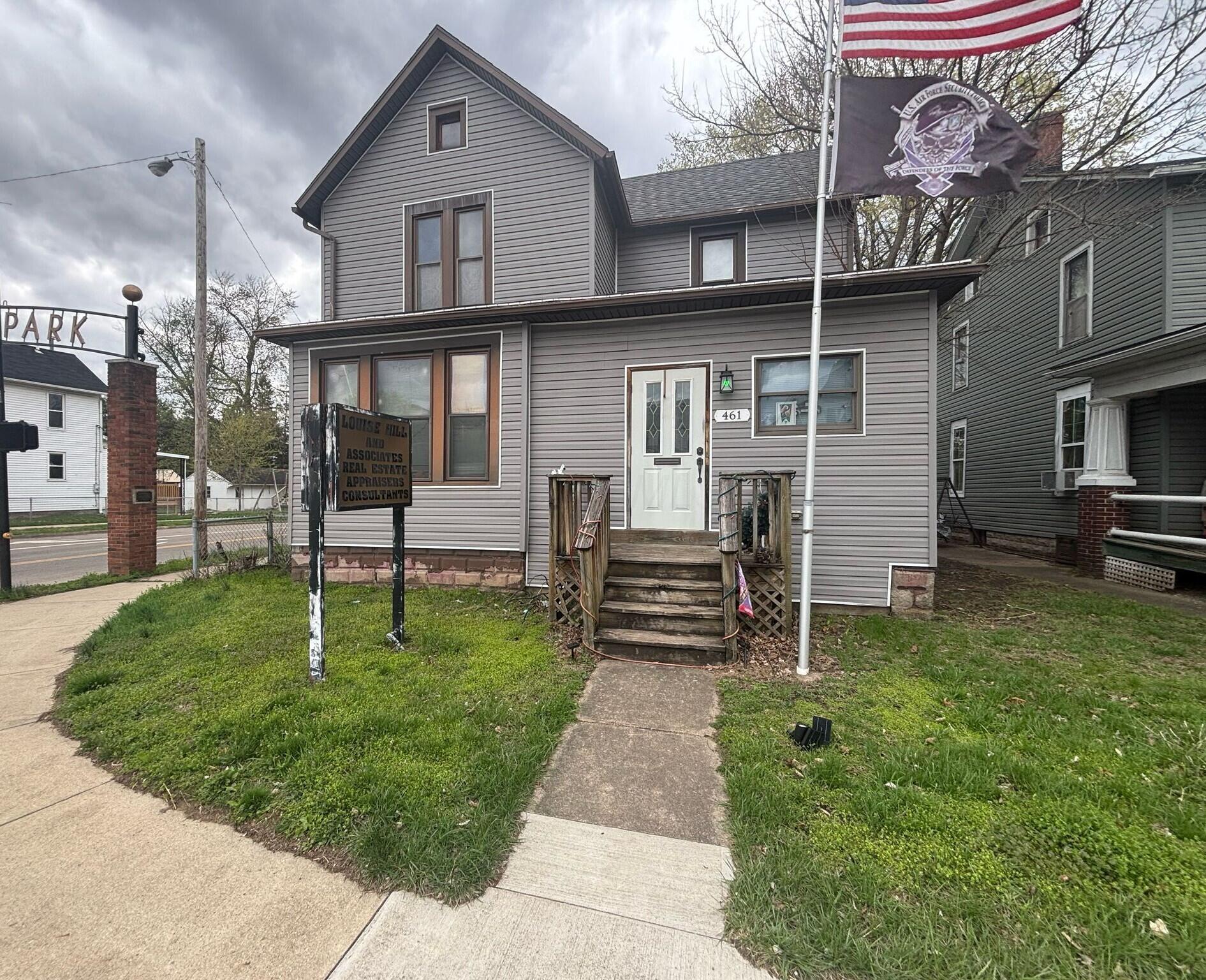 461 N Court Street Property Photo