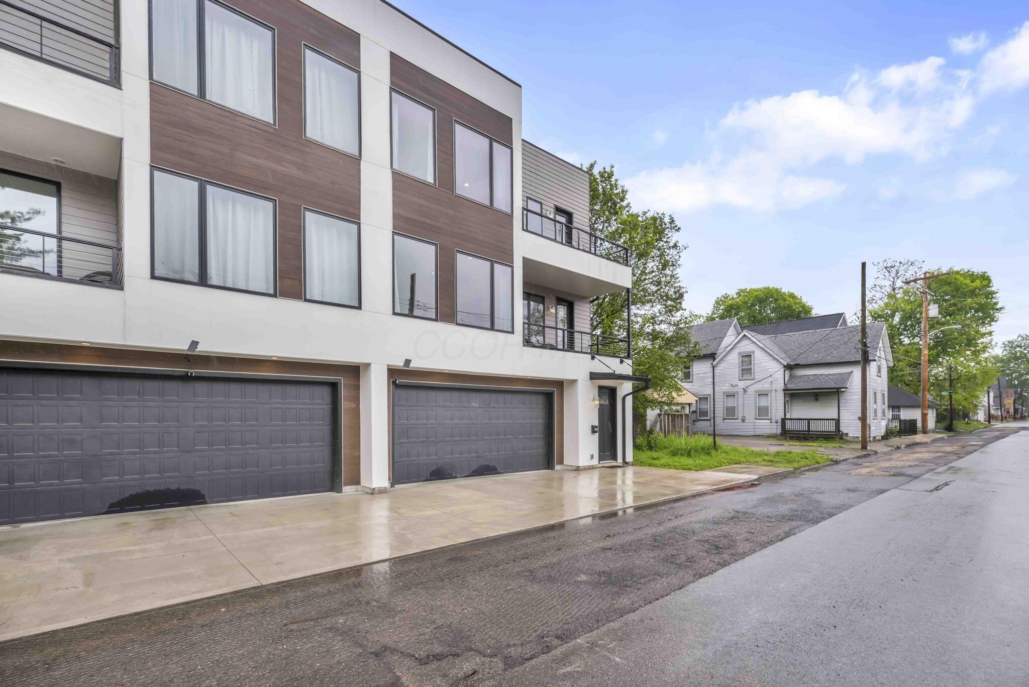 362-366 Zimpfer Street, 1-3 Property Photo 4