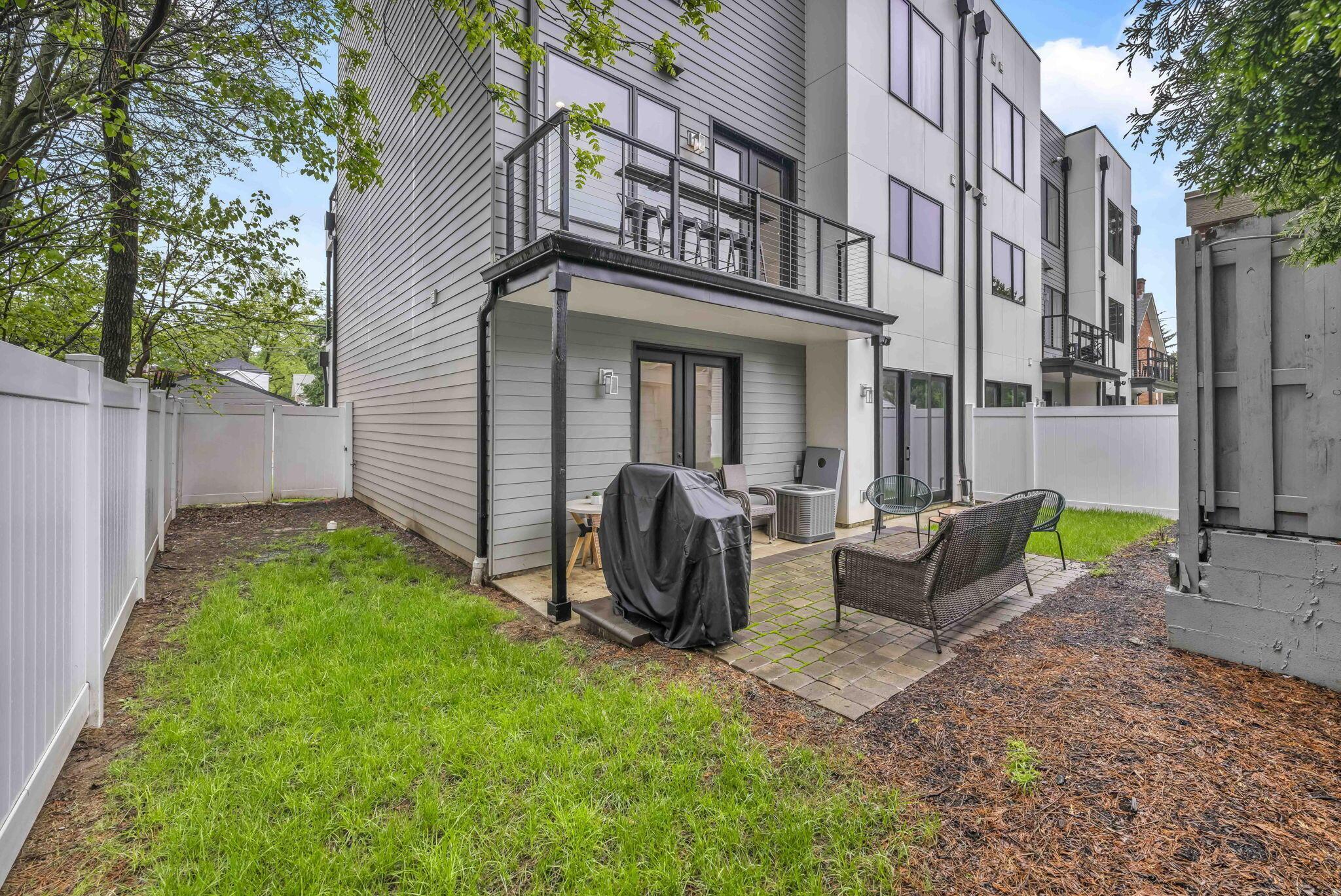 362-366 Zimpfer Street, 1-3 Property Photo 82