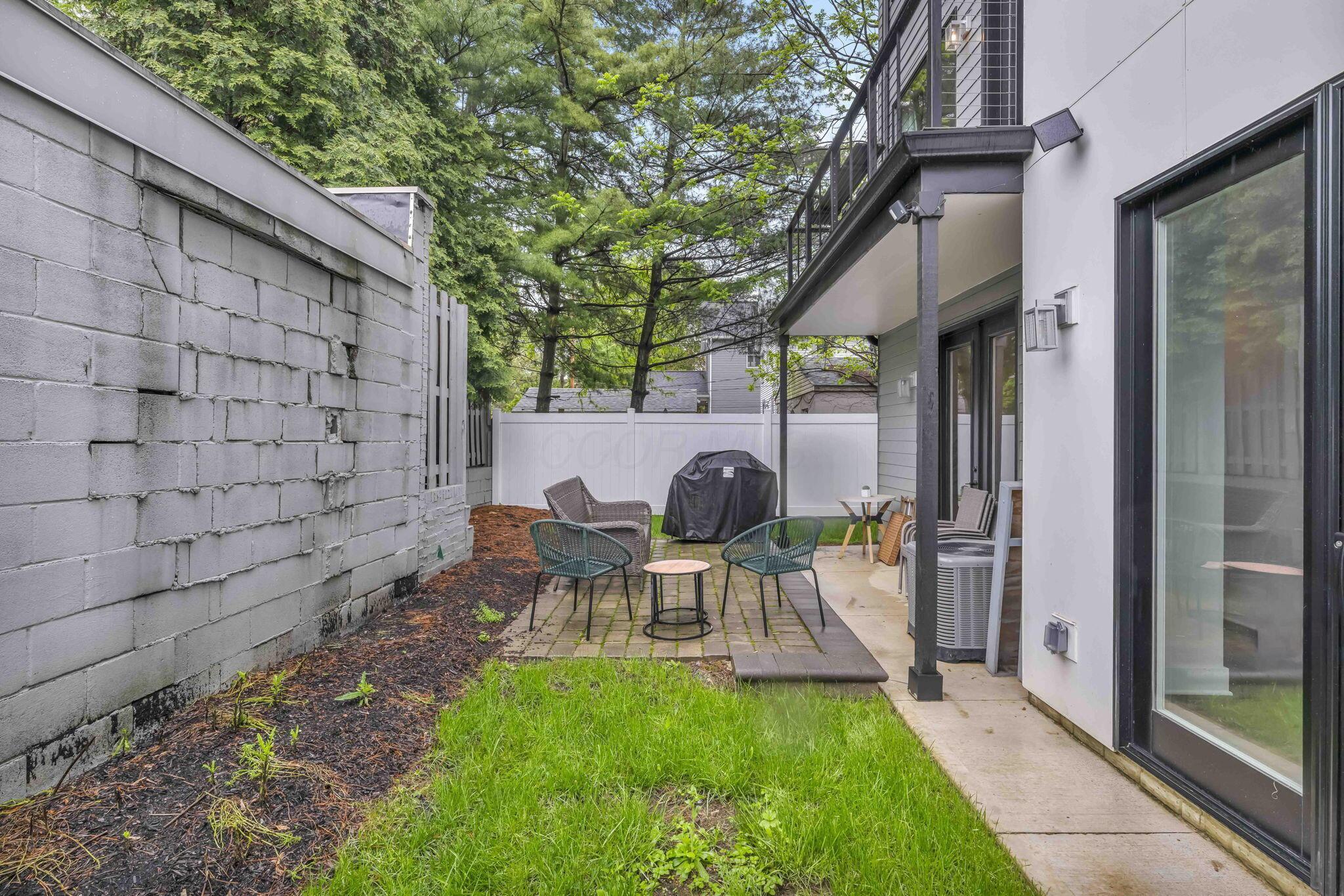 362-366 Zimpfer Street, 1-3 Property Photo 85