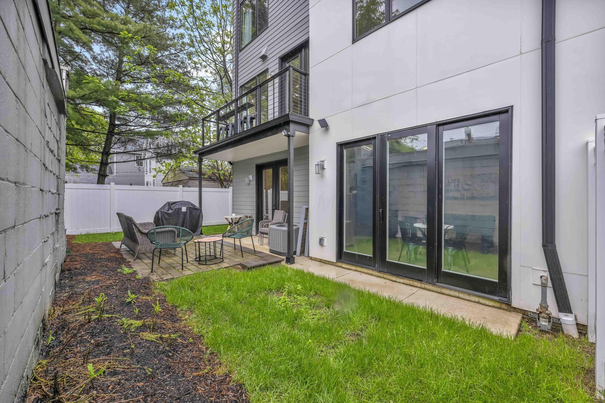 362-366 Zimpfer Street, 1-3 Property Photo 86