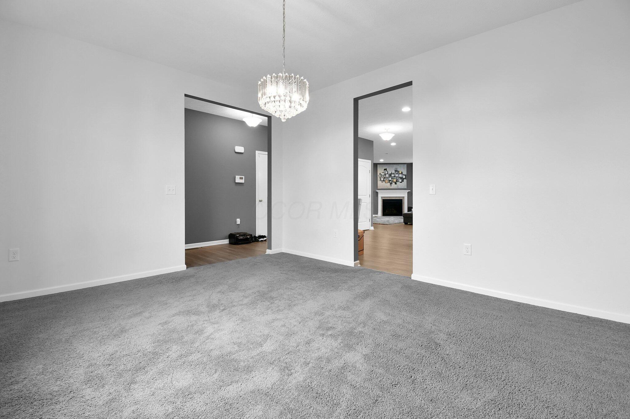 910 Burtwood Drive Property Photo 10