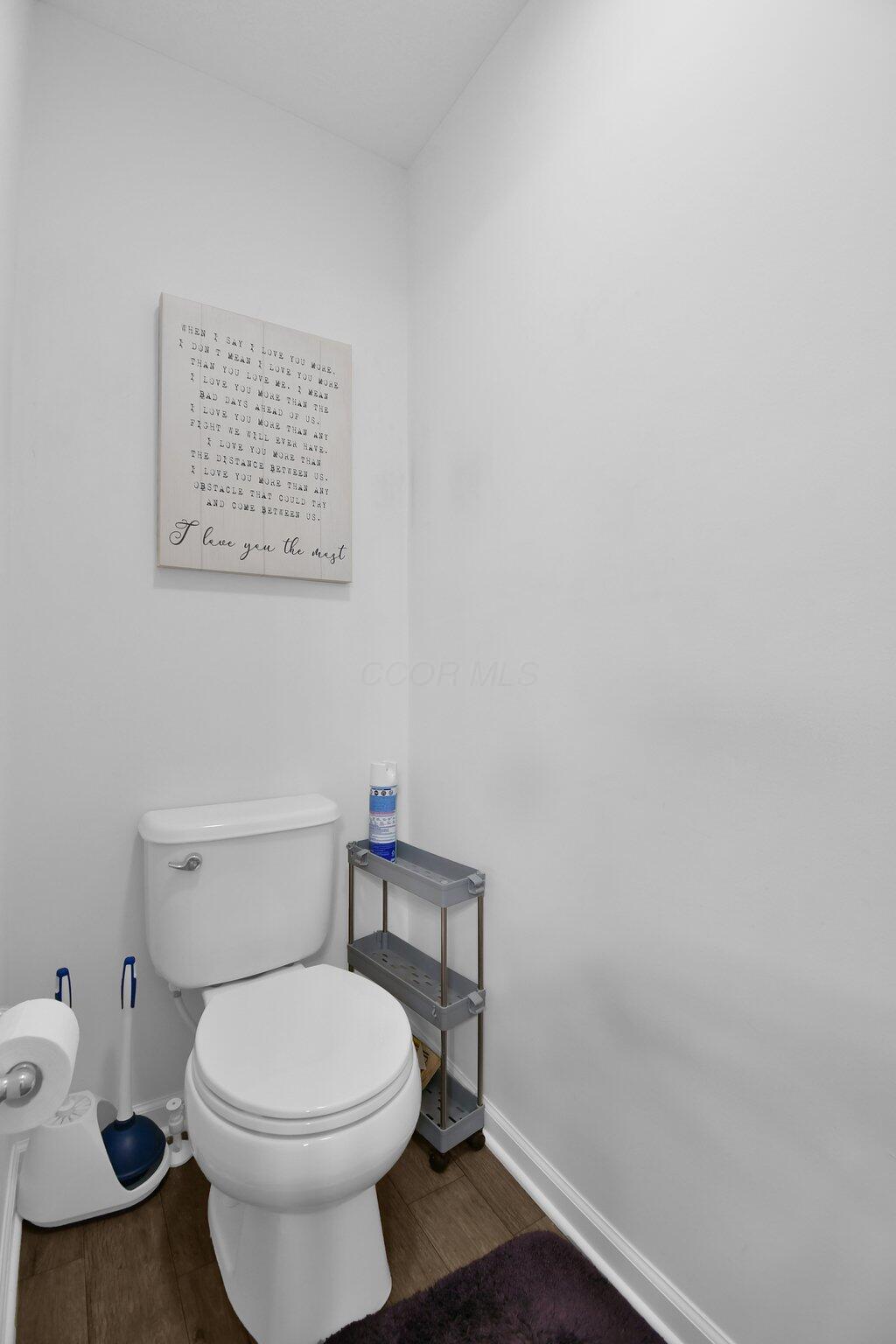 910 Burtwood Drive Property Photo 38