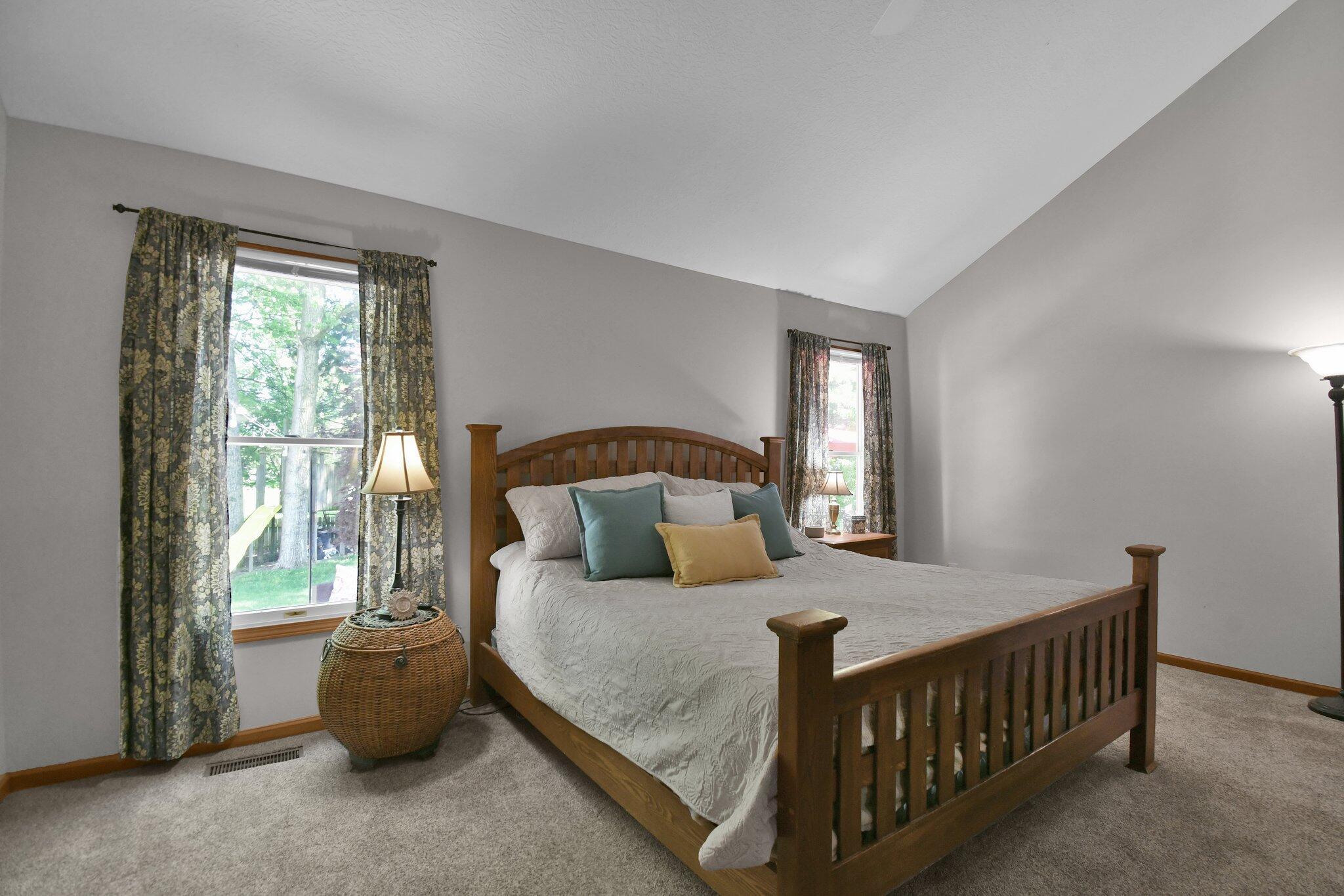 5843 Burnett Drive N Property Photo 20