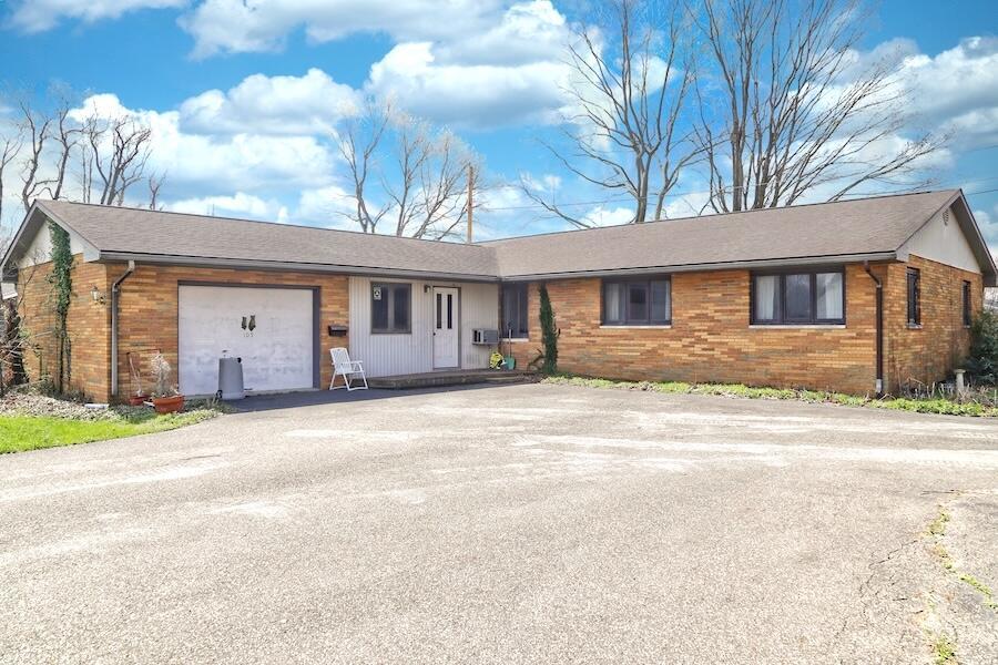 109 Hillcrest Drive Property Photo