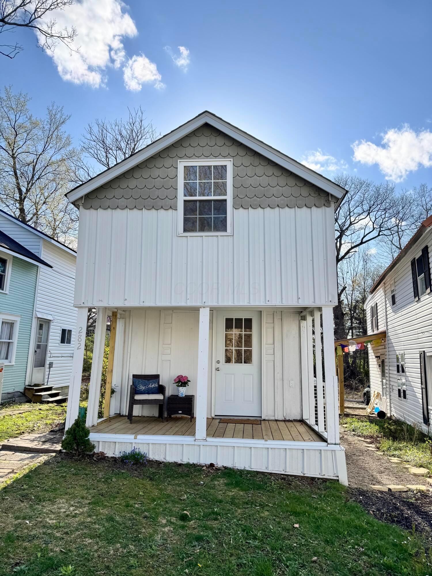 282 Fourteenth Street Property Photo 2