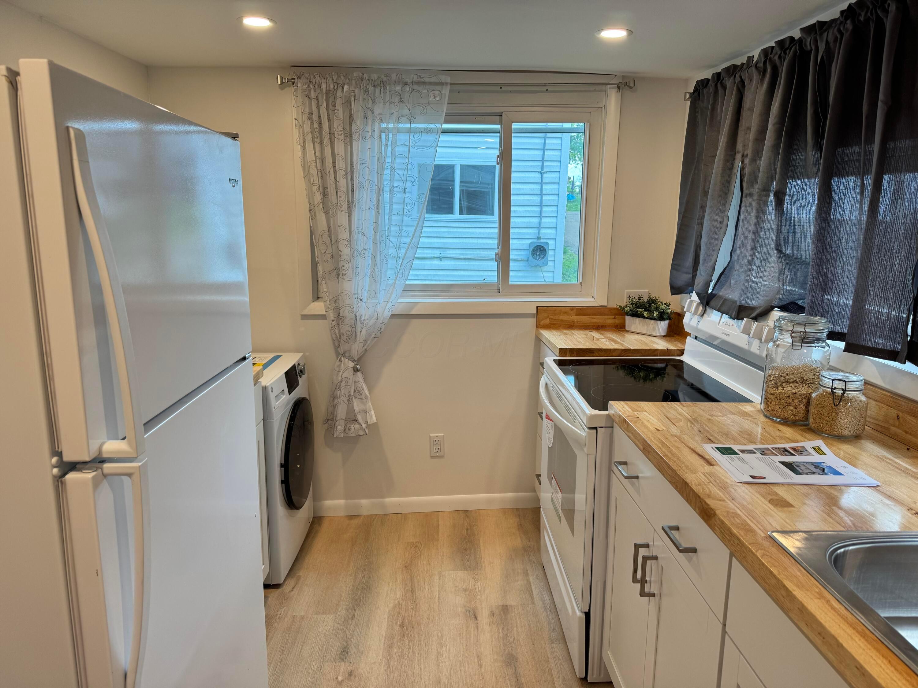 282 Fourteenth Street Property Photo 6