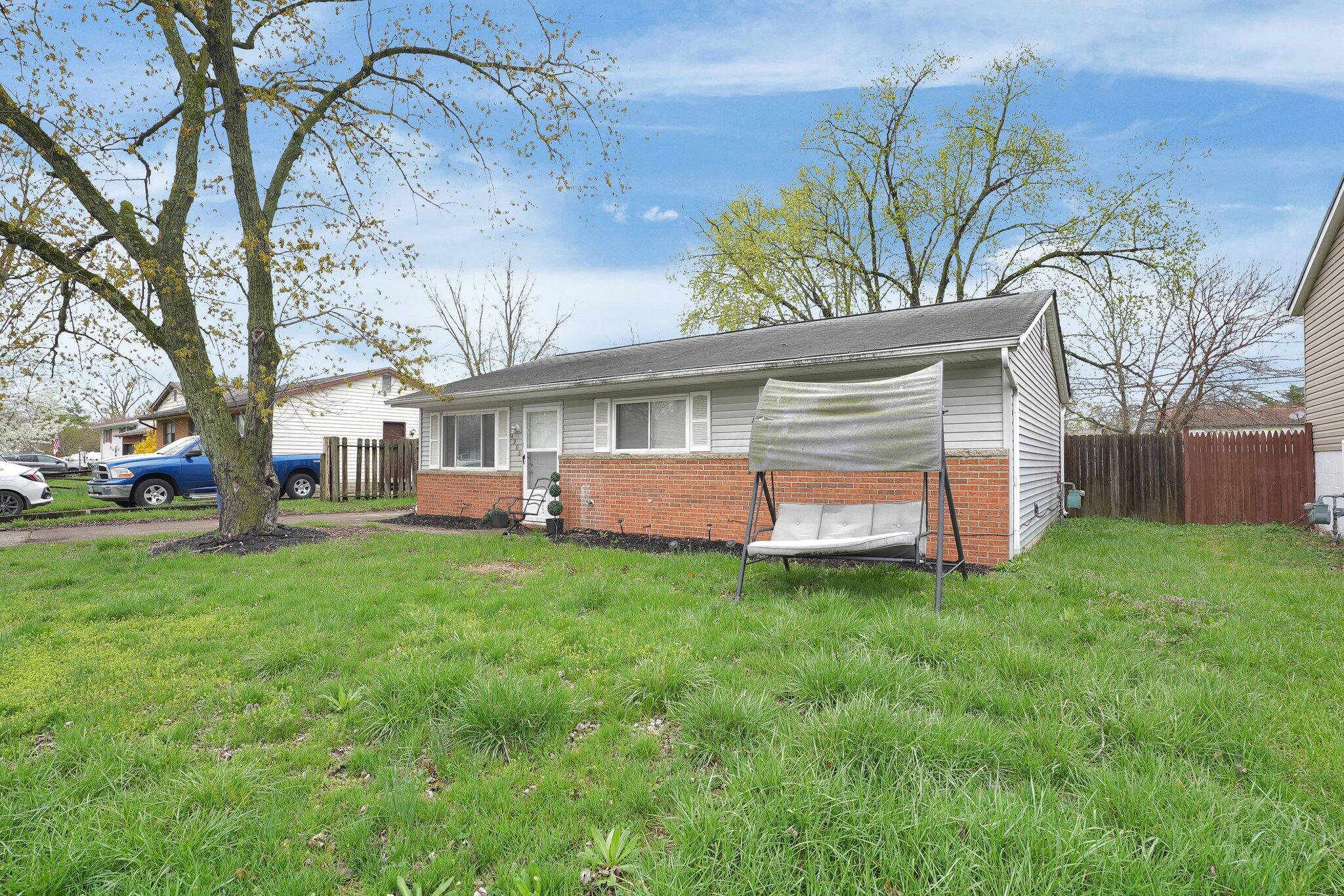 4906 Refugee Road Property Photo 4