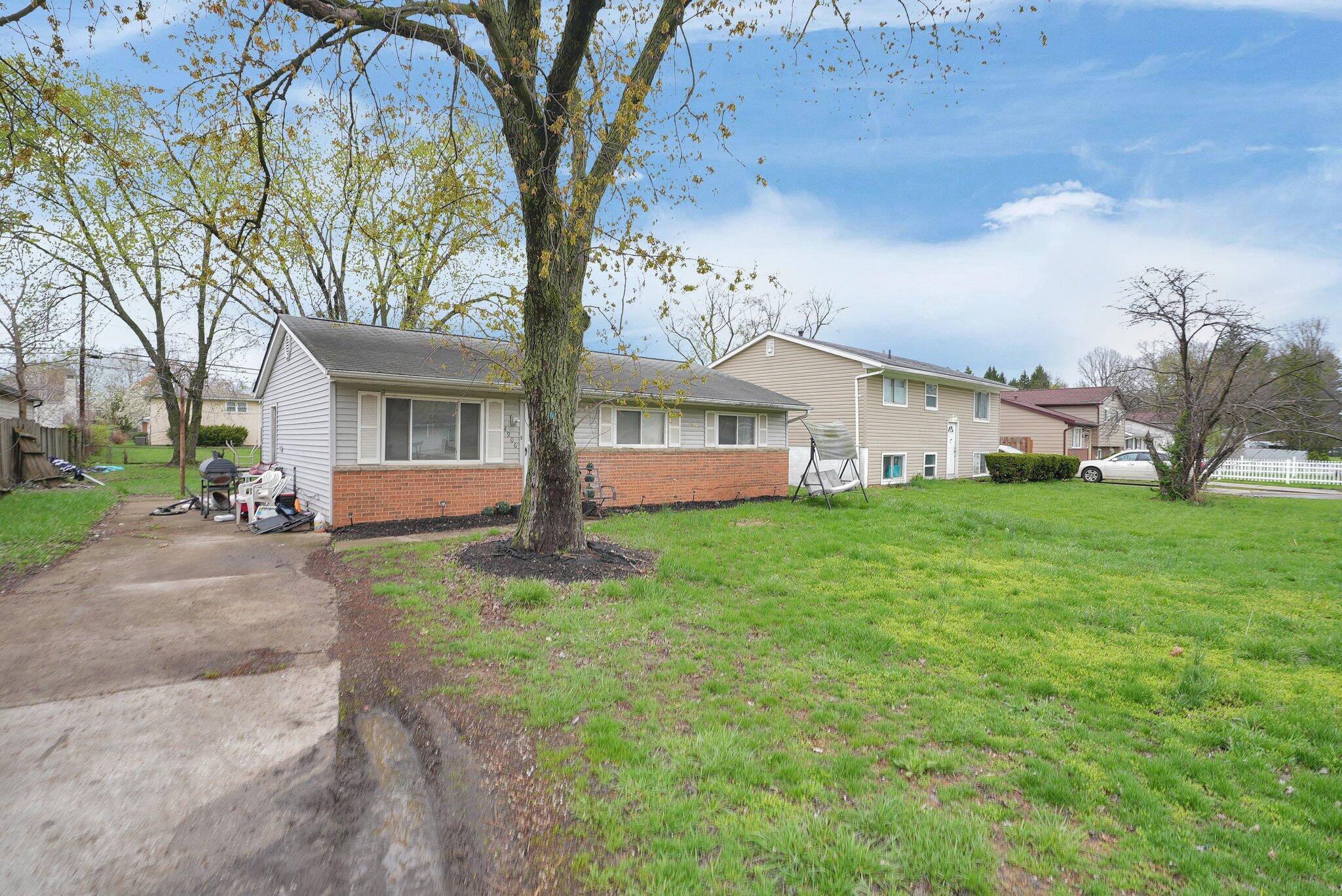 4906 Refugee Road Property Photo 5