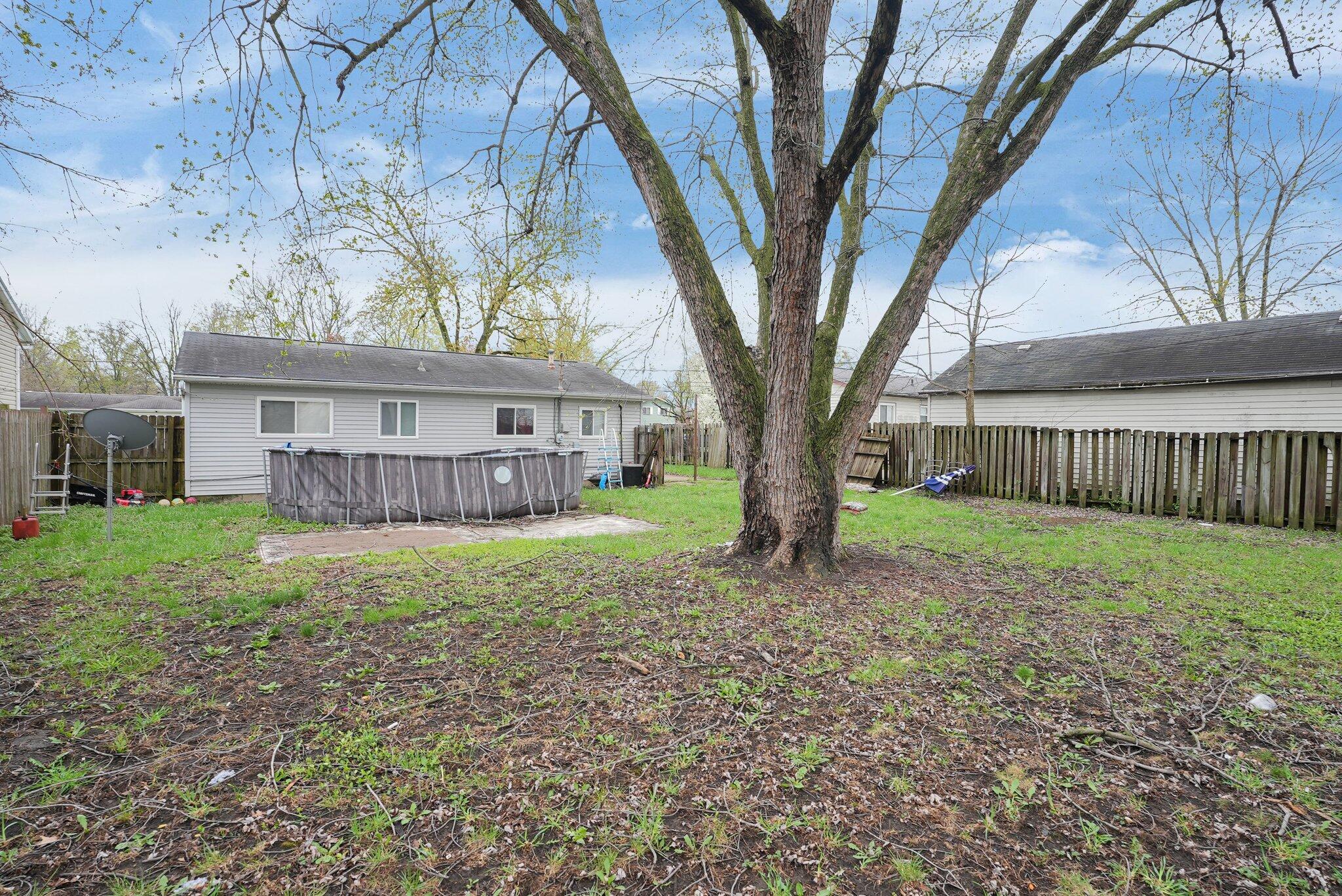4906 Refugee Road Property Photo 7