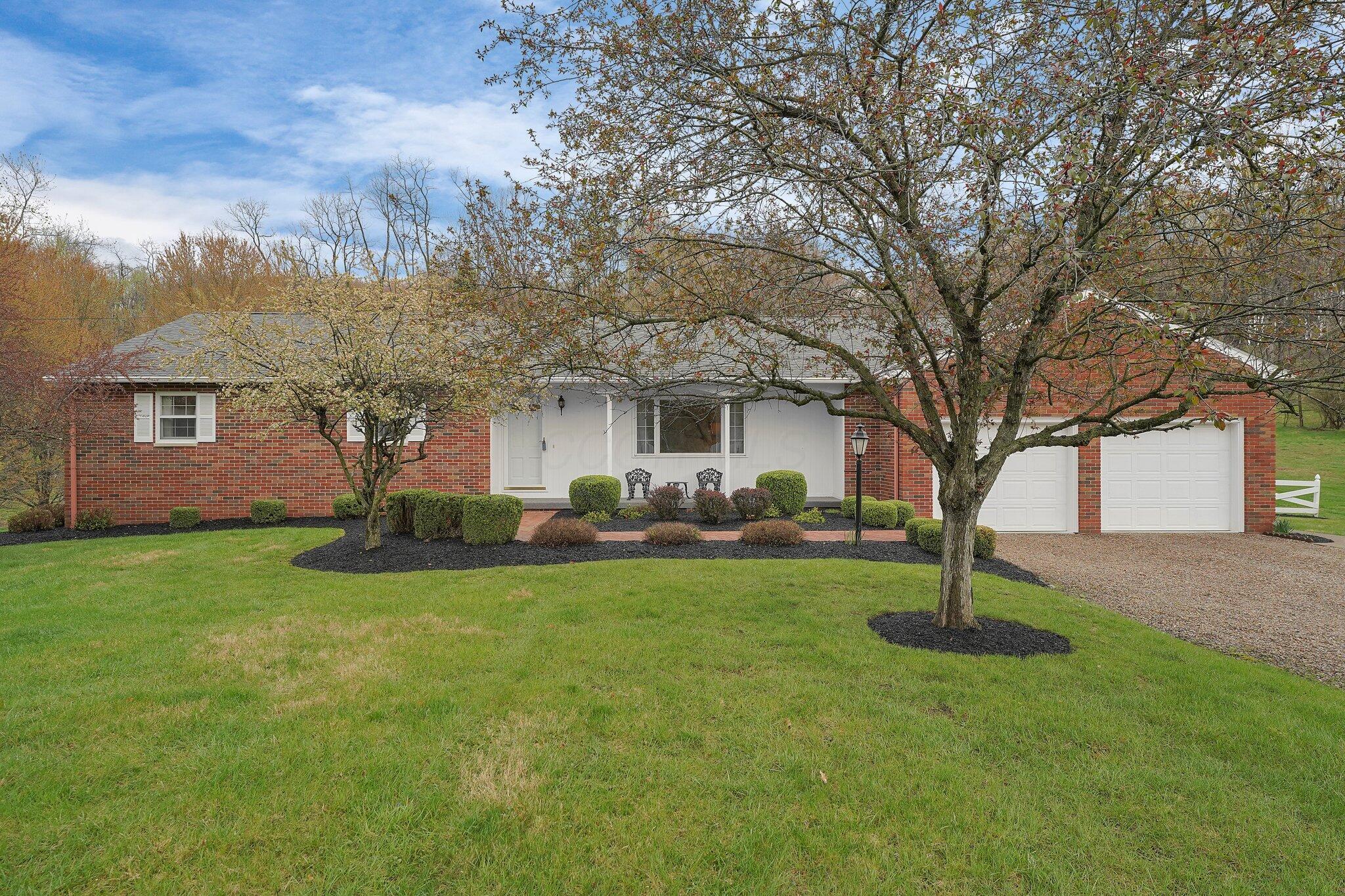 626 Rainbow Drive Nw Property Photo 1
