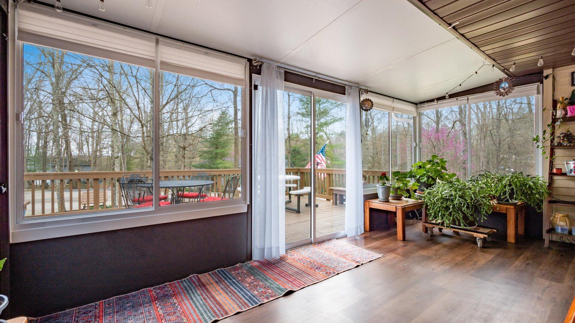 870 Iroquois Court, A Property Photo 6