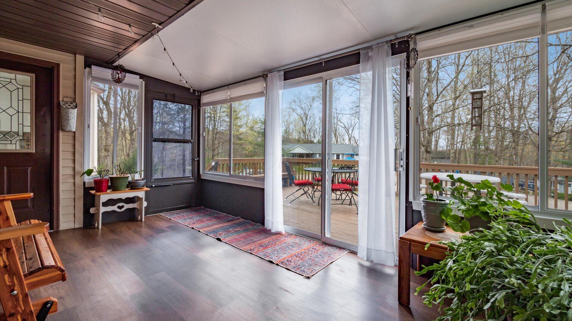 870 Iroquois Court, A Property Photo 7