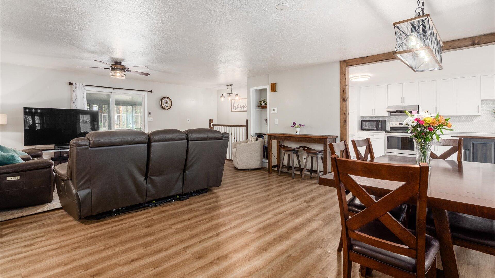 870 Iroquois Court, A Property Photo 10