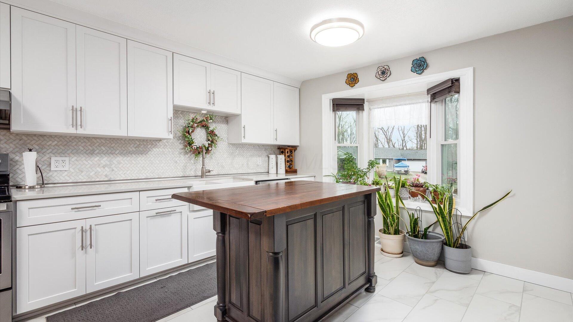 870 Iroquois Court, A Property Photo 17