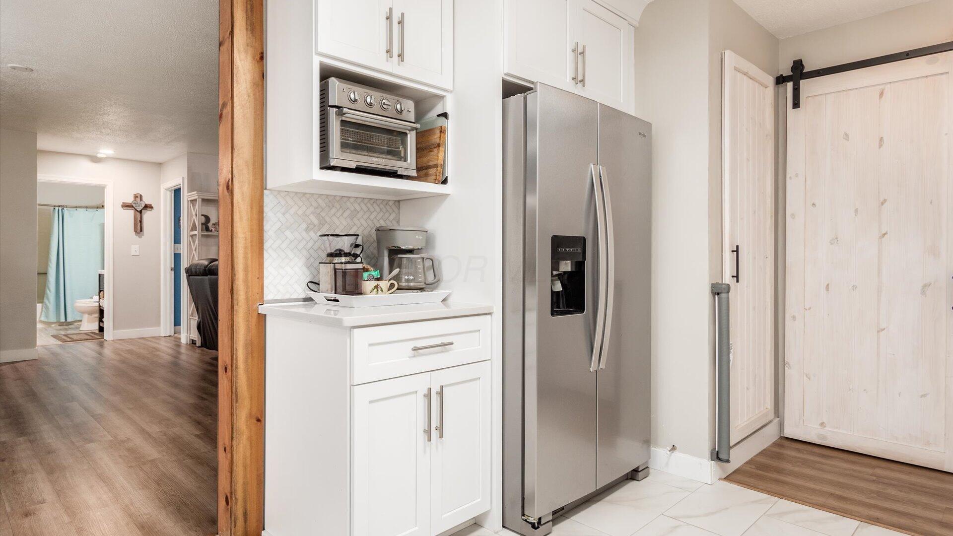 870 Iroquois Court, A Property Photo 22