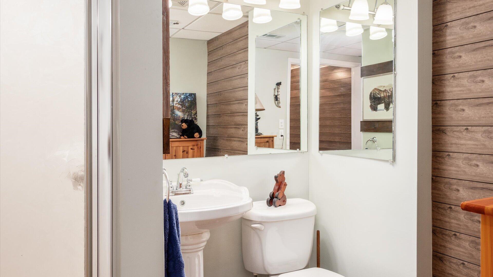 870 Iroquois Court, A Property Photo 37