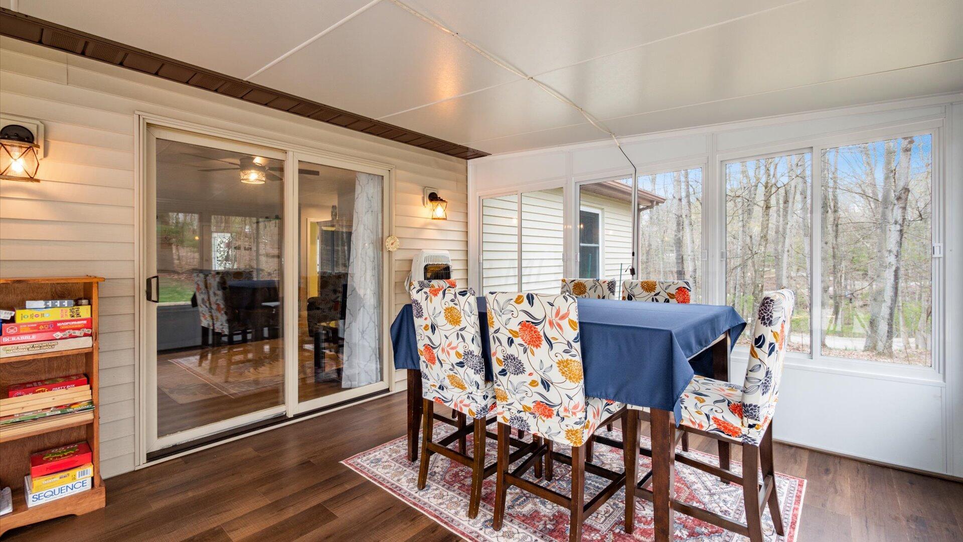 870 Iroquois Court, A Property Photo 39