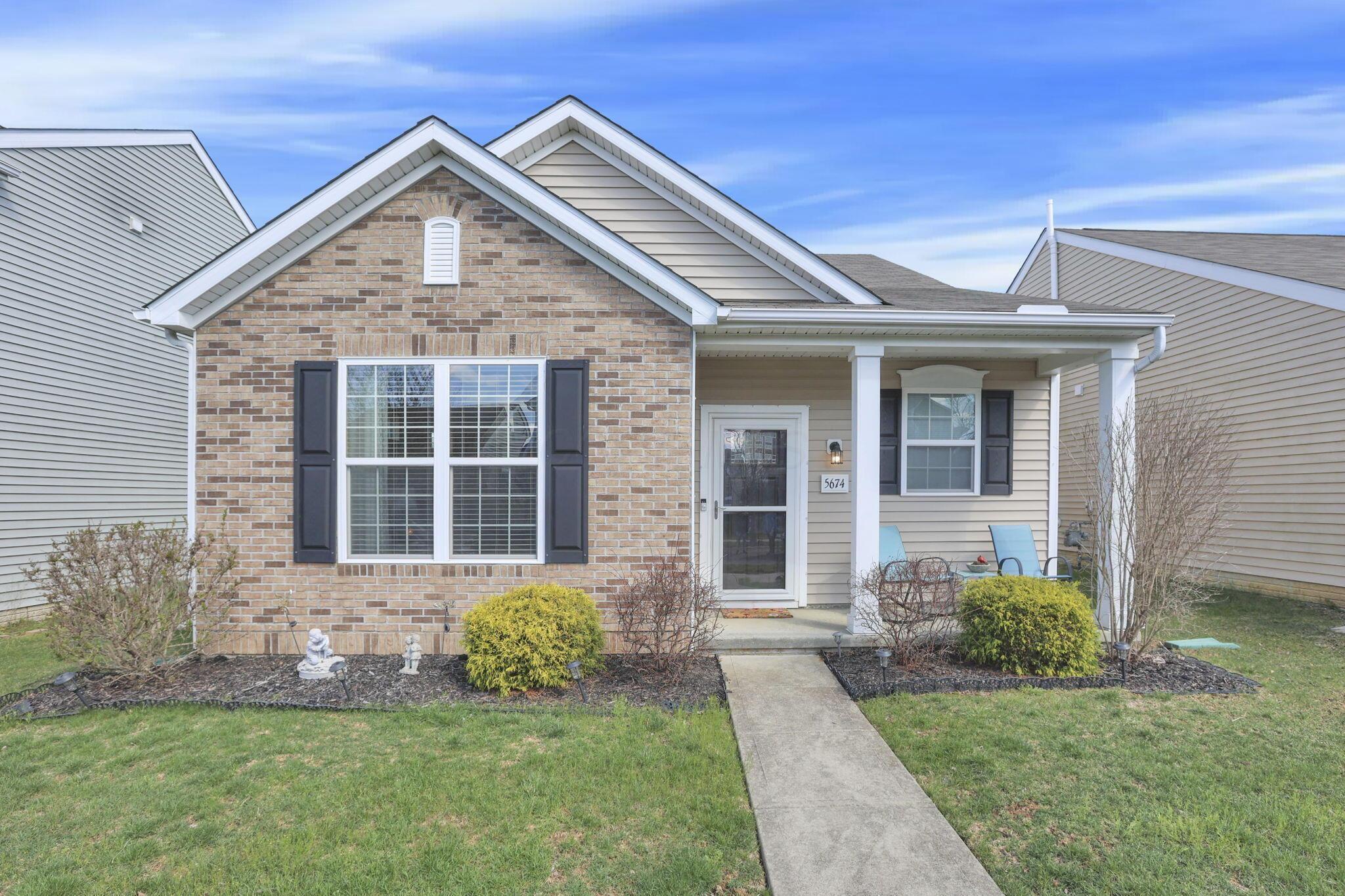 5674 Marshfield Drive Property Photo