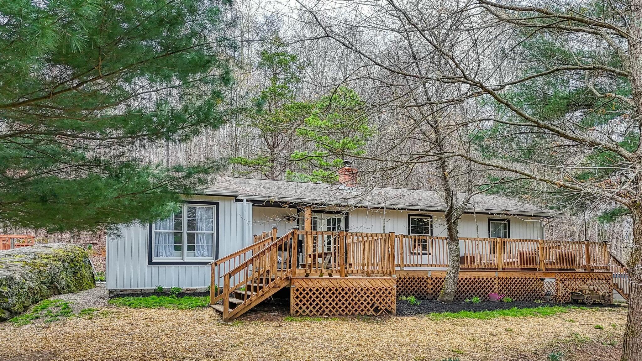 40 Blue Valley Road Se Property Photo