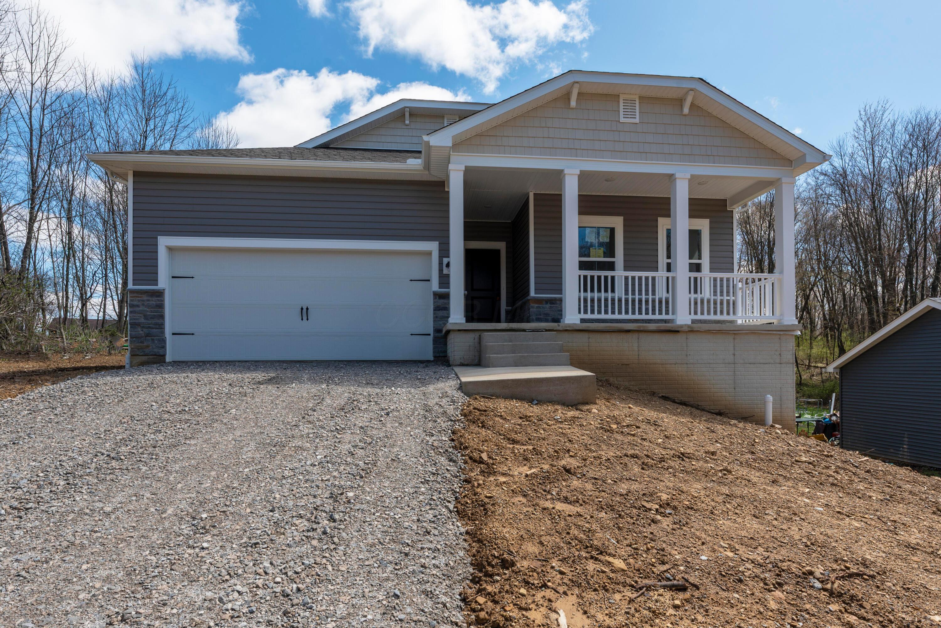 3190 Apple Valley Drive Property Photo