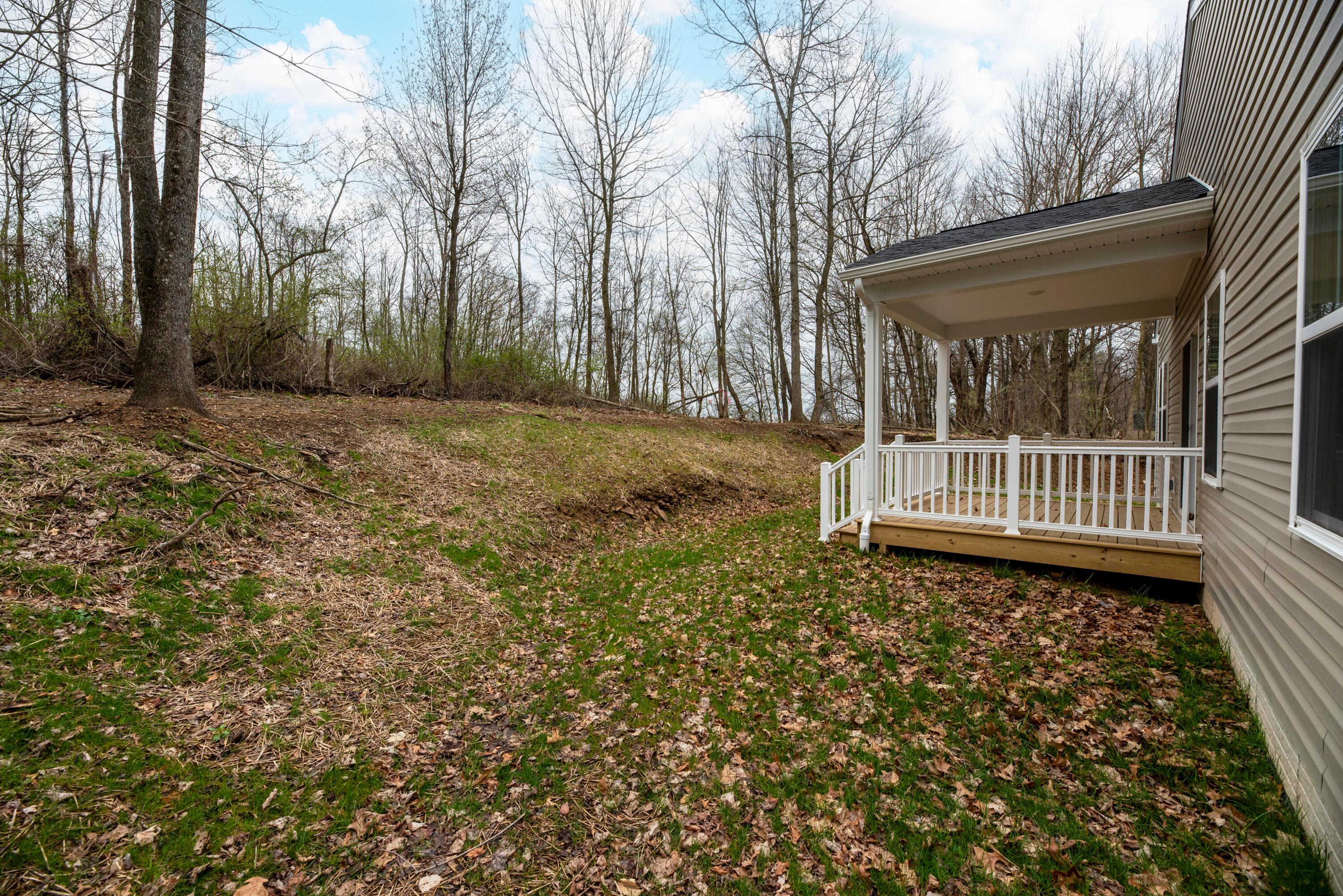 3462 Apple Valley Drive Property Photo 4