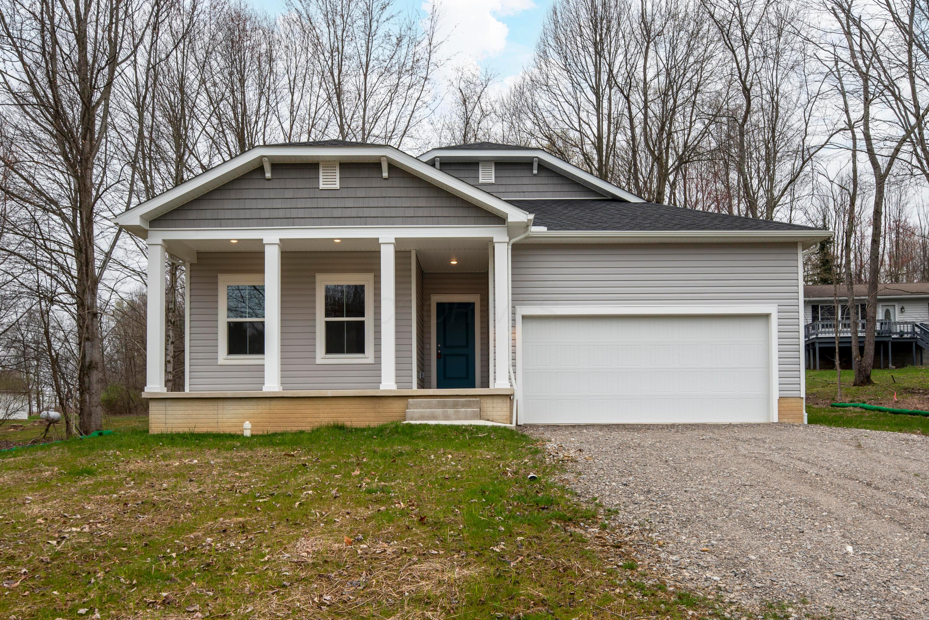 414 Greenlawn Drive Property Photo