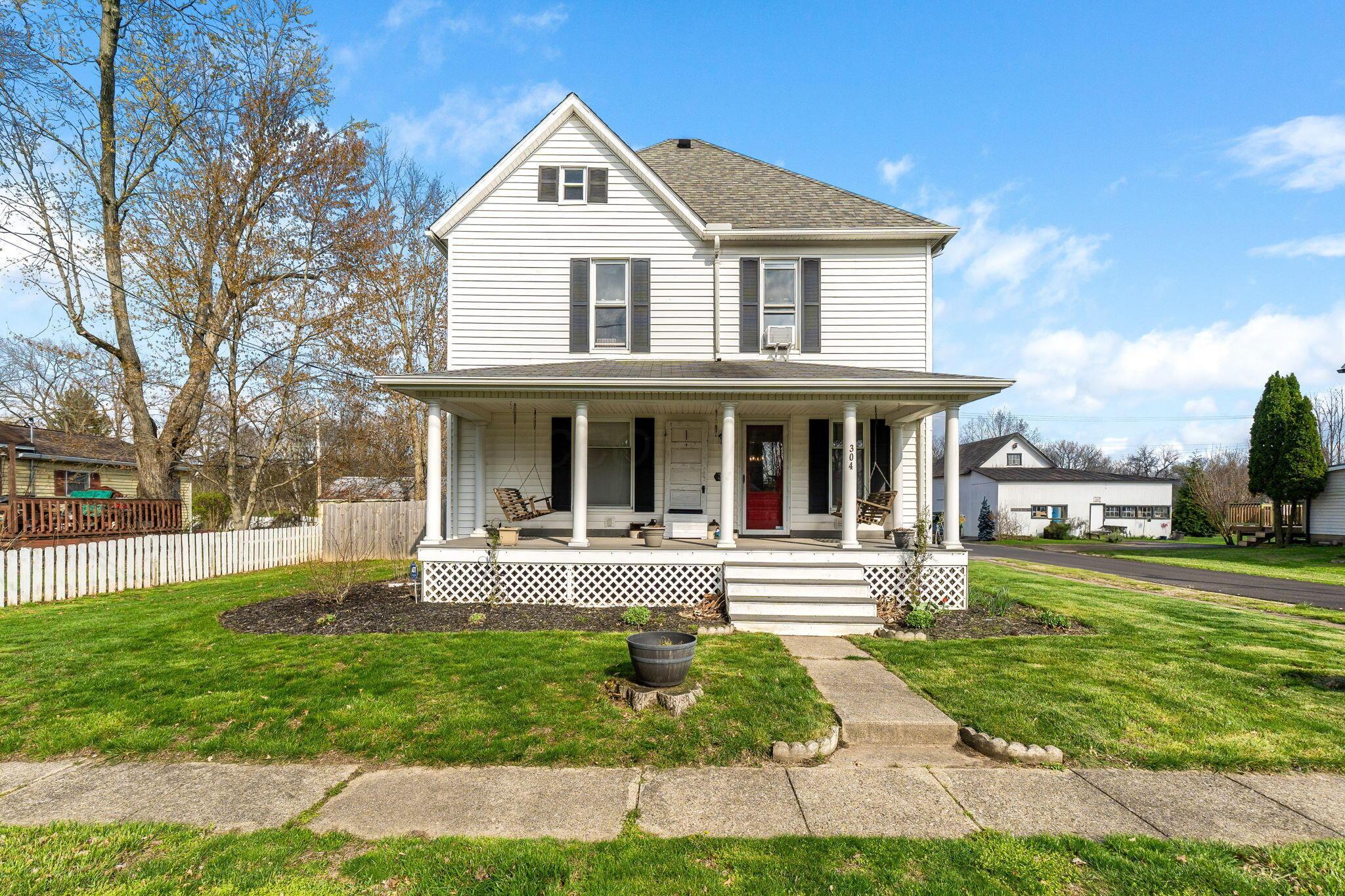 304 Poplar Street Property Photo 1